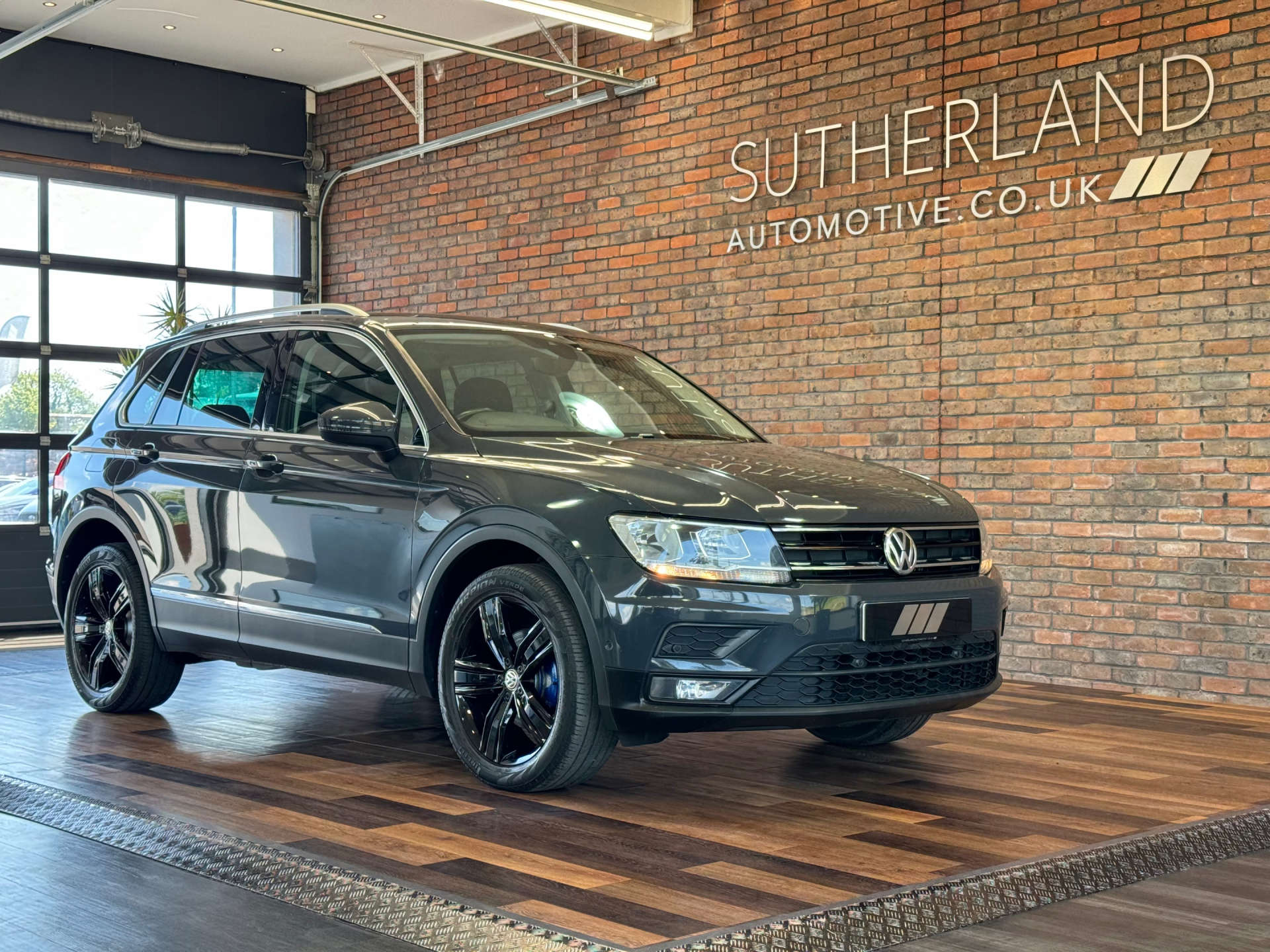 VOLKSWAGEN TIGUAN 2.0 Tiguan Match TDI 4Motion Semi-Auto 4WD 5dr #4