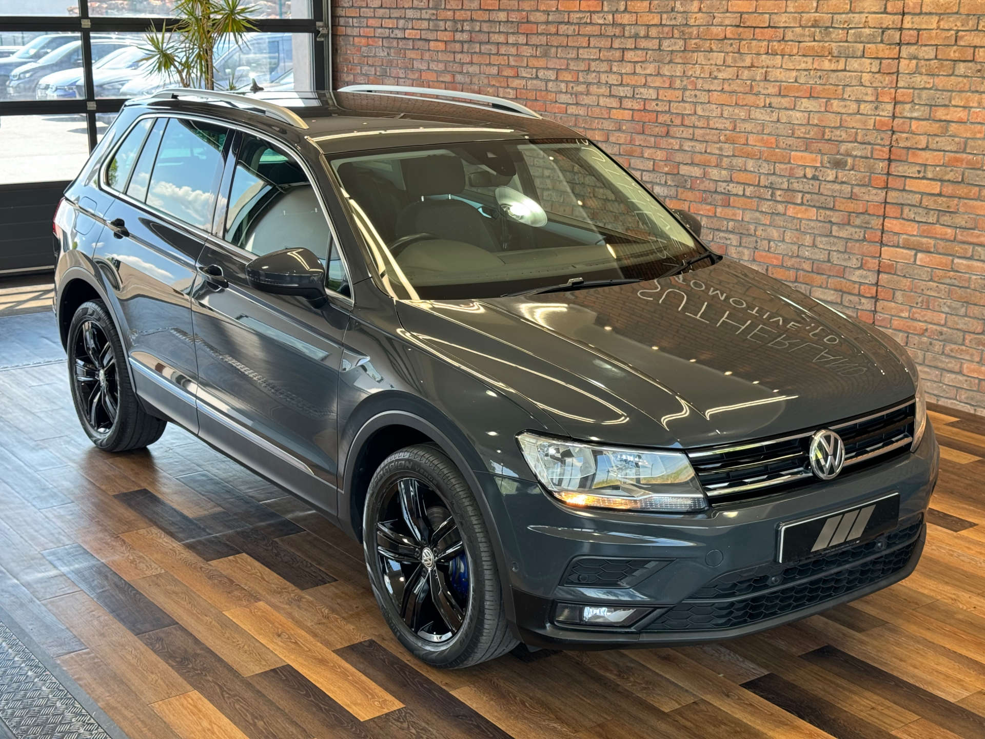 VOLKSWAGEN TIGUAN 2.0 Tiguan Match TDI 4Motion Semi-Auto 4WD 5dr #5