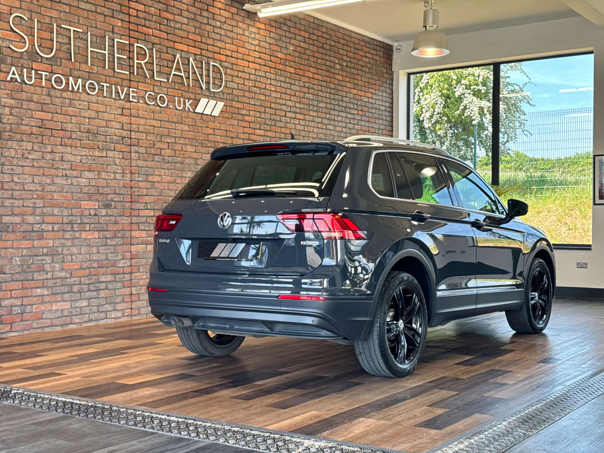 VOLKSWAGEN TIGUAN 2.0 Tiguan Match TDI 4Motion Semi-Auto 4WD 5dr #6