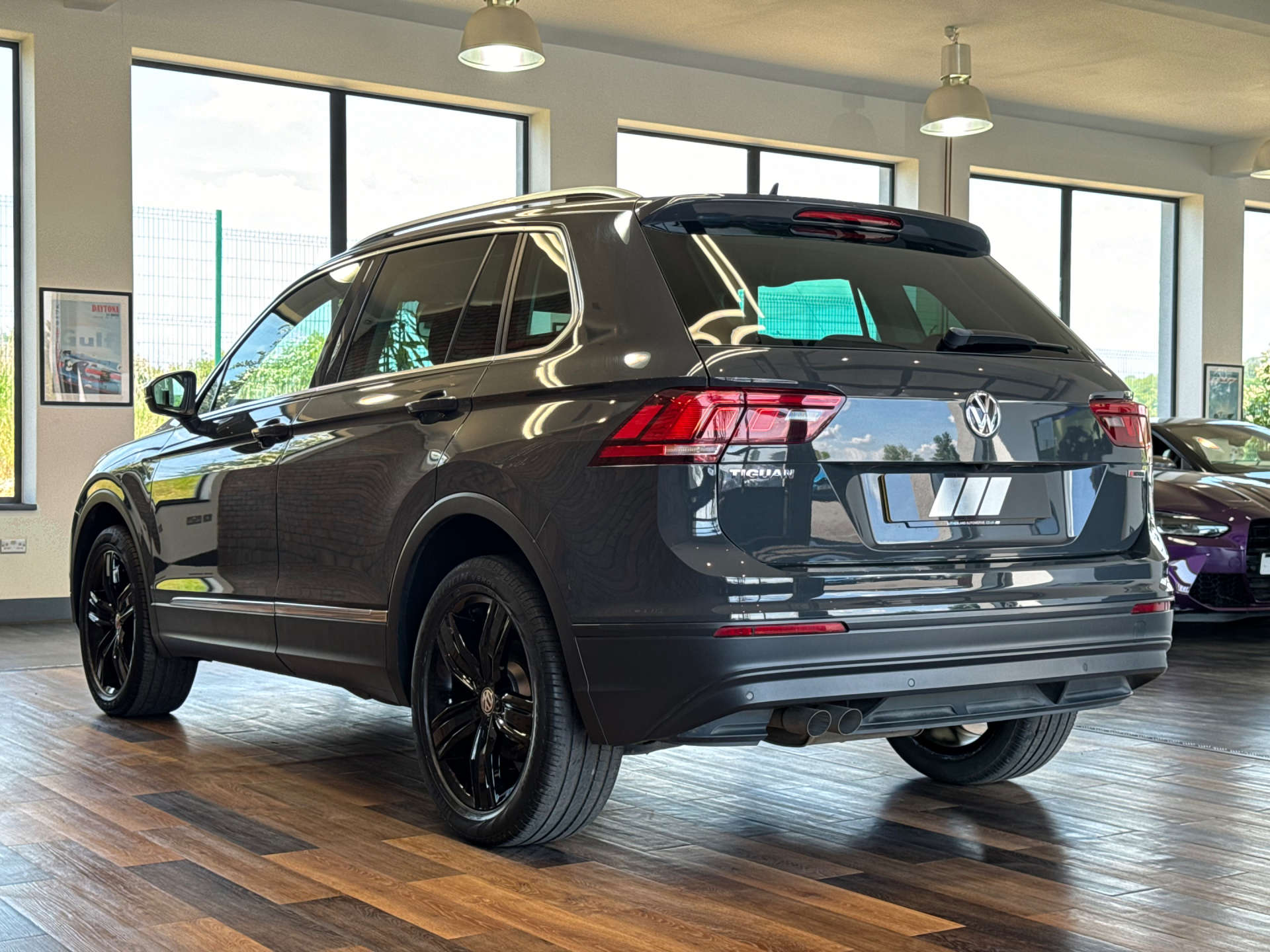 VOLKSWAGEN TIGUAN 2.0 Tiguan Match TDI 4Motion Semi-Auto 4WD 5dr #9