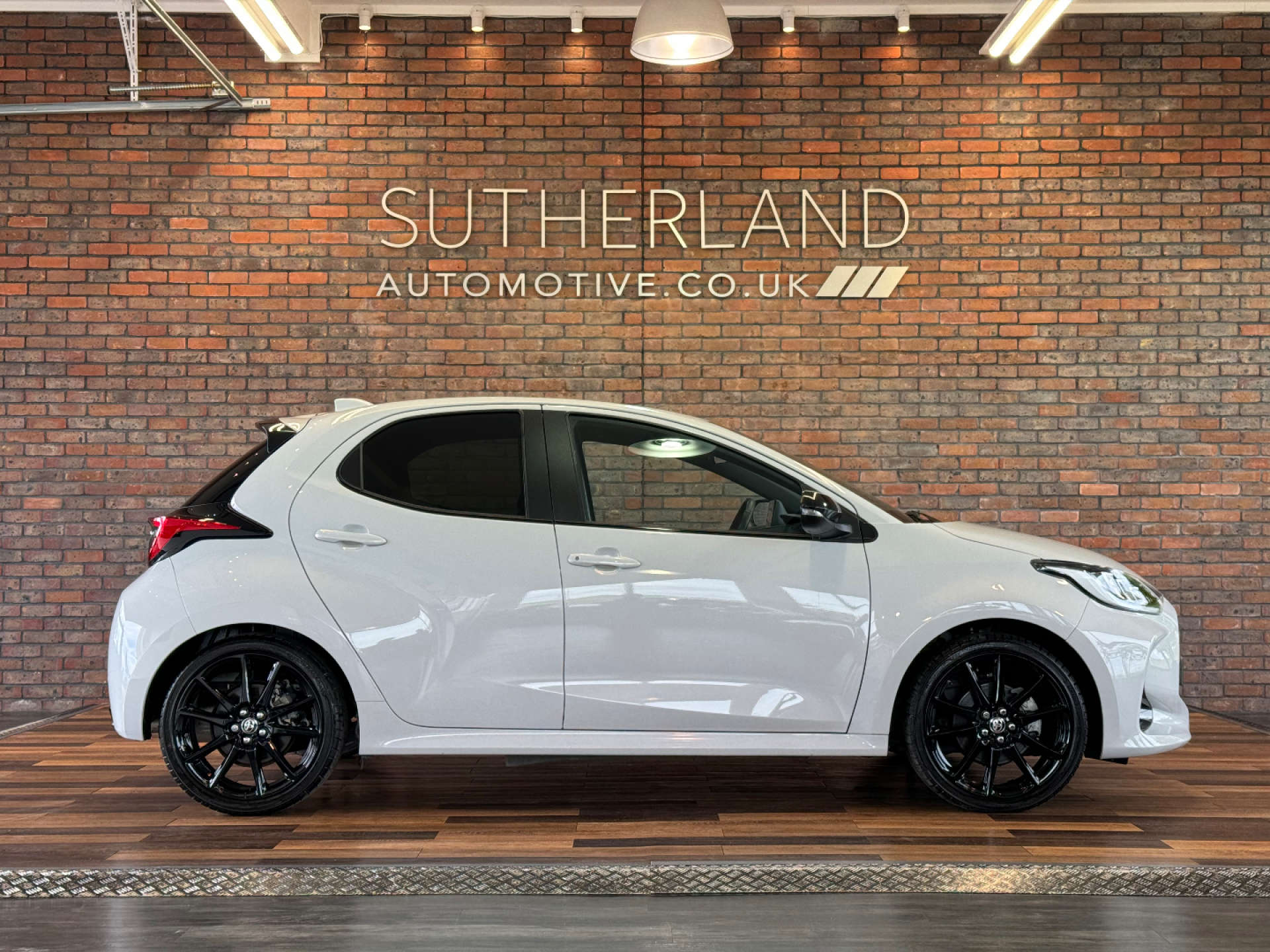 TOYOTA YARIS 1.5 Yaris GR Sport HEV CVT 5dr #2