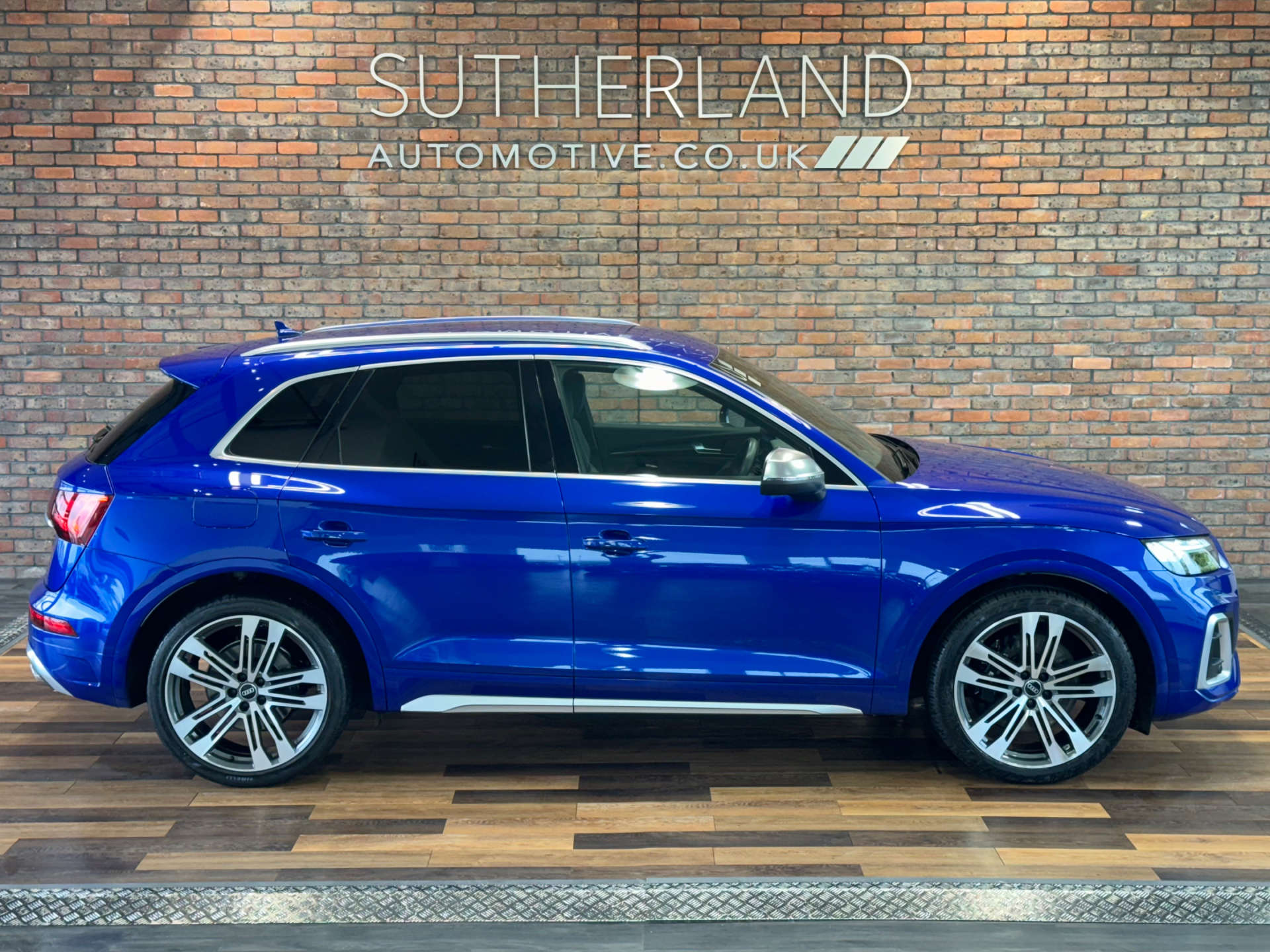 AUDI Q5 3.0 SQ5 TDI MHEV Quattro Auto 4WD 5dr #3