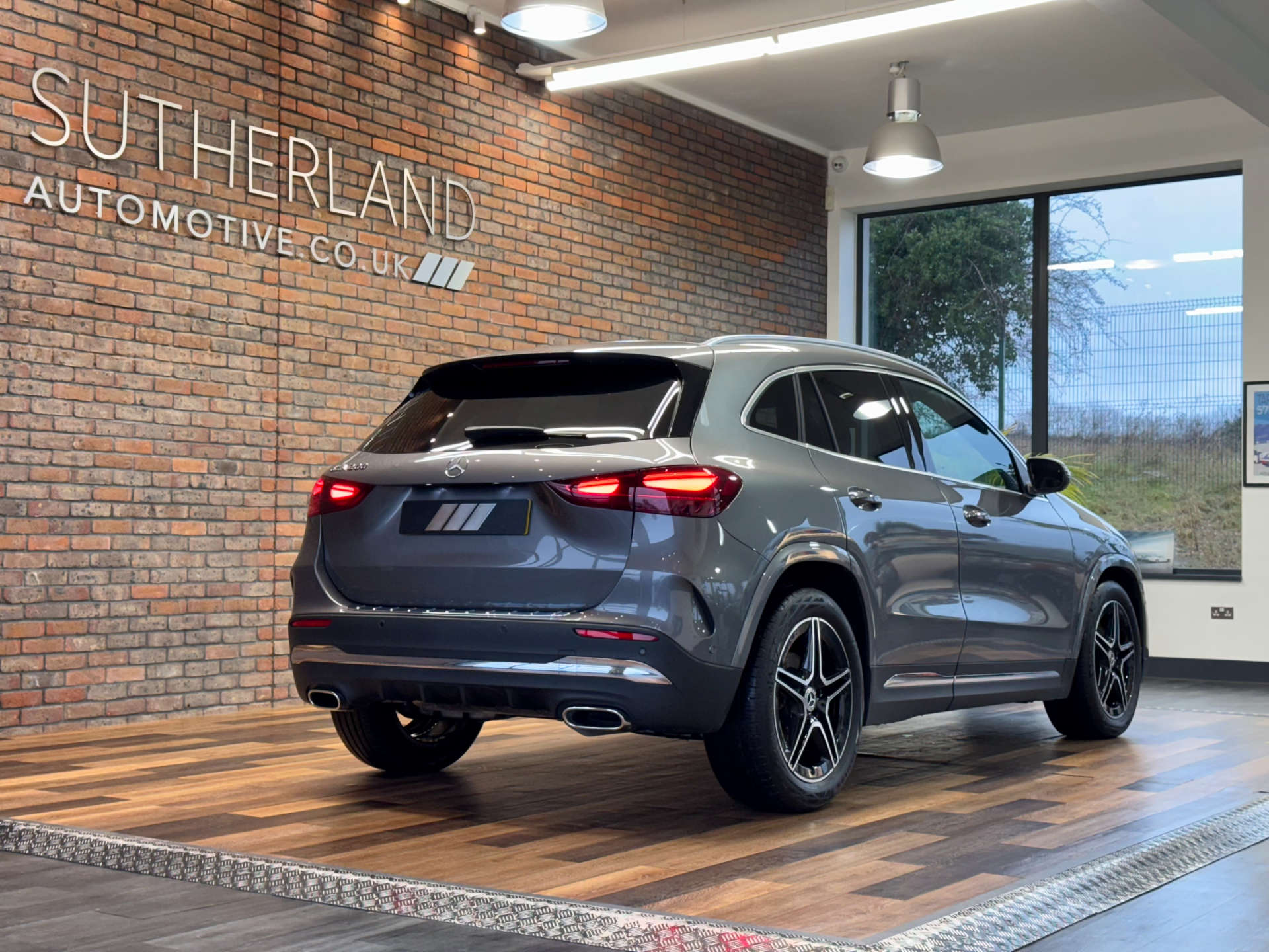 MERCEDES-BENZ GLA 1.3 GLA 200 AMG Line Executive MHEV A 5dr #5