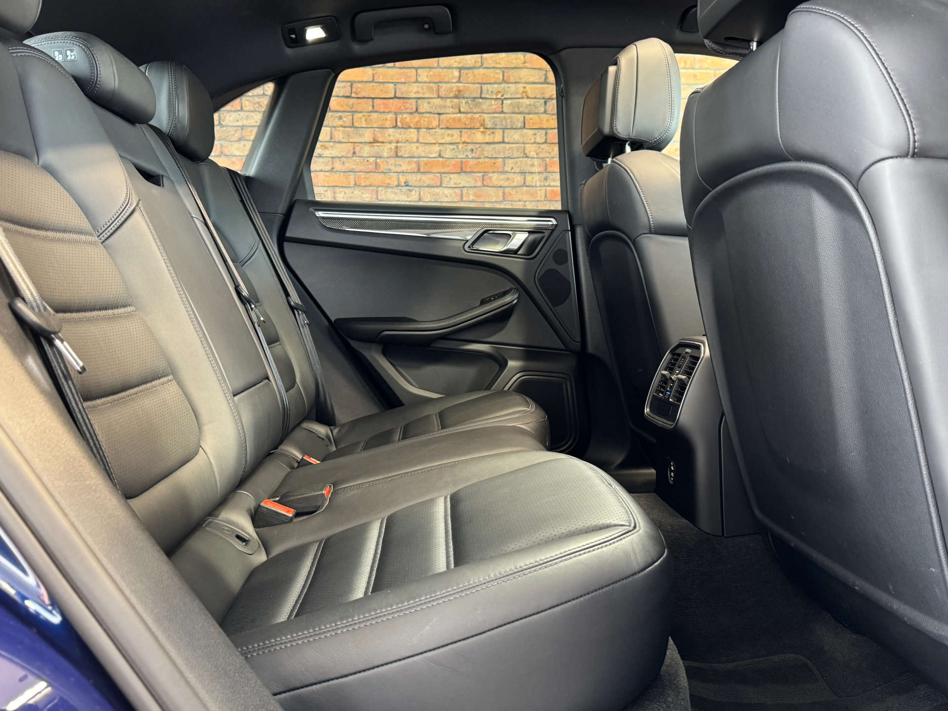PORSCHE MACAN 2.9 Macan S Semi-Auto 4WD 5dr #29
