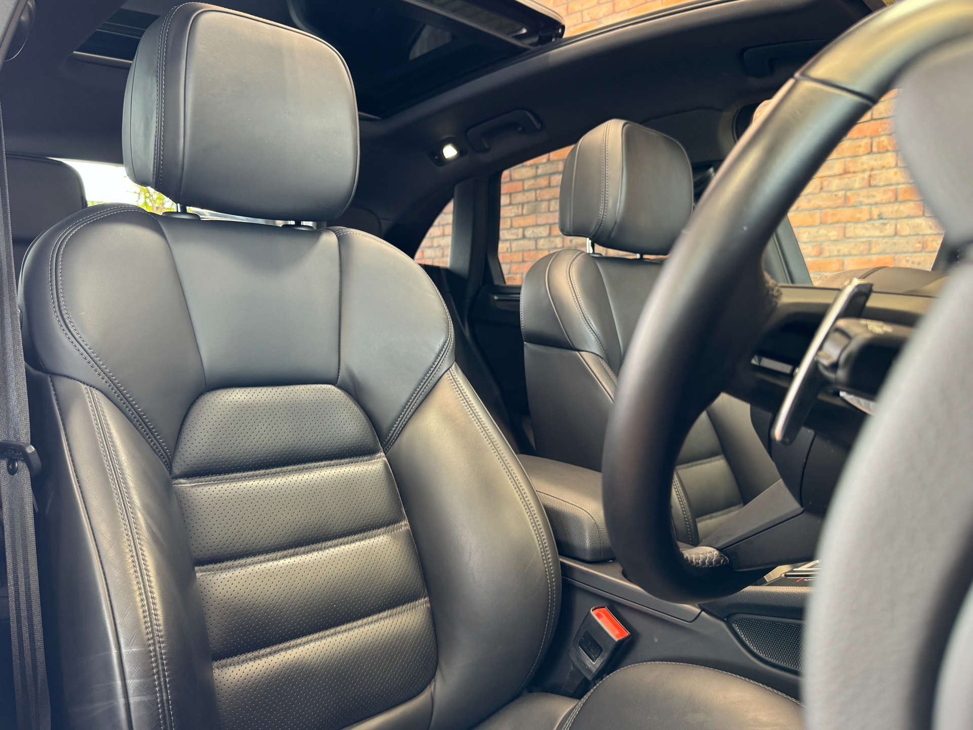 PORSCHE MACAN 2.9 Macan S Semi-Auto 4WD 5dr #37