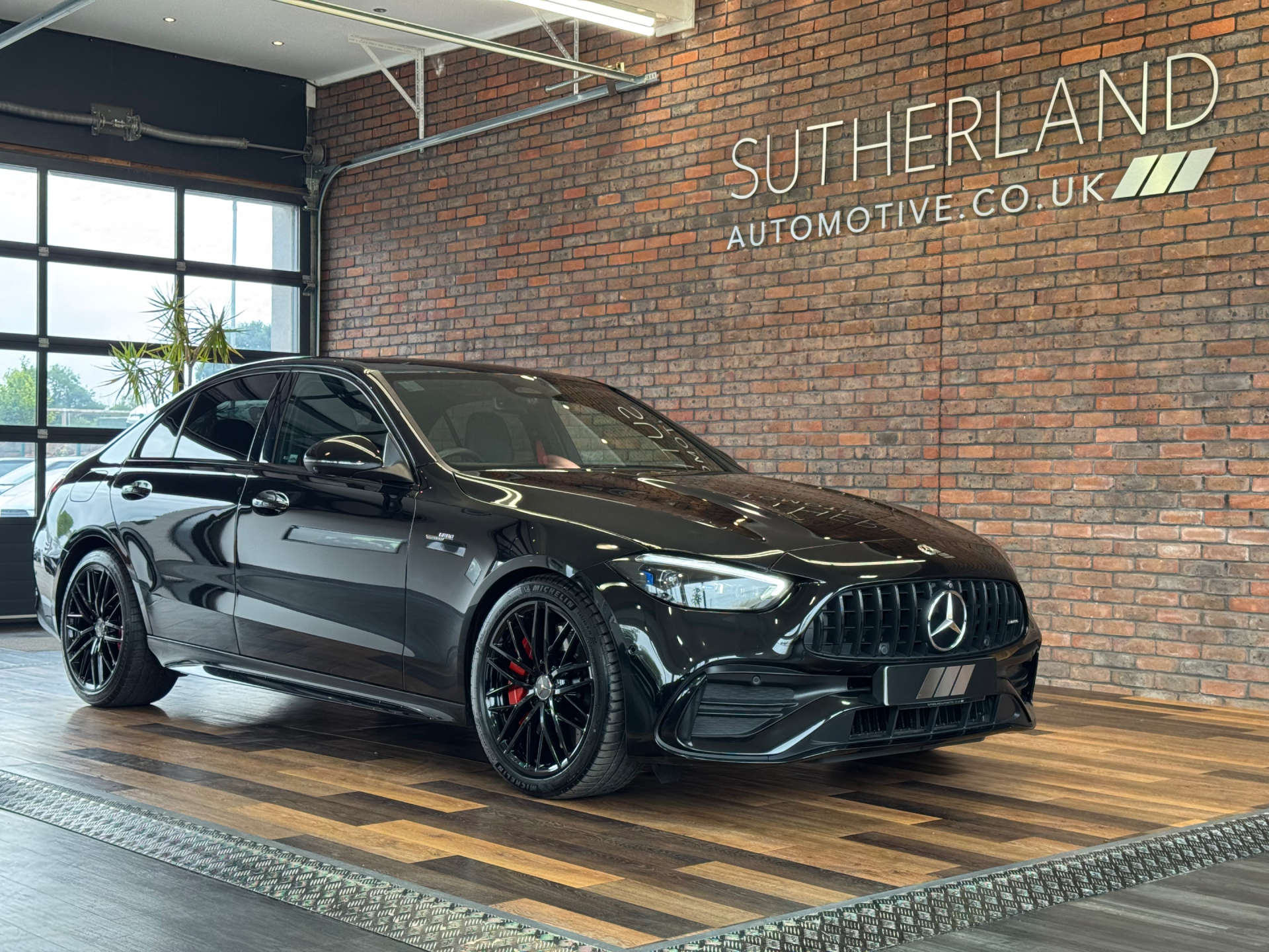 MERCEDES-BENZ C-CLASS 2.0 AMG C 43 Premium MHEV 4Matic A 4WD 4dr #4