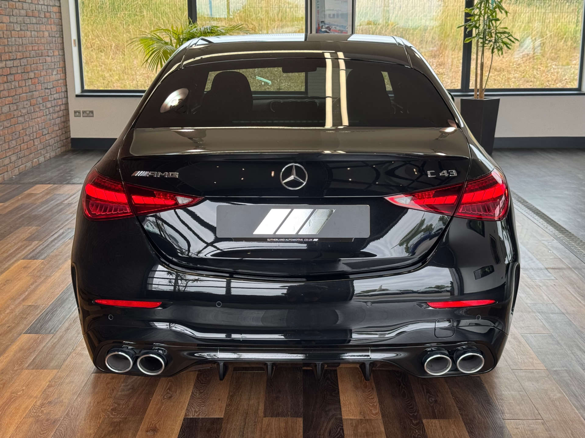 MERCEDES-BENZ C-CLASS 2.0 AMG C 43 Premium MHEV 4Matic A 4WD 4dr #8