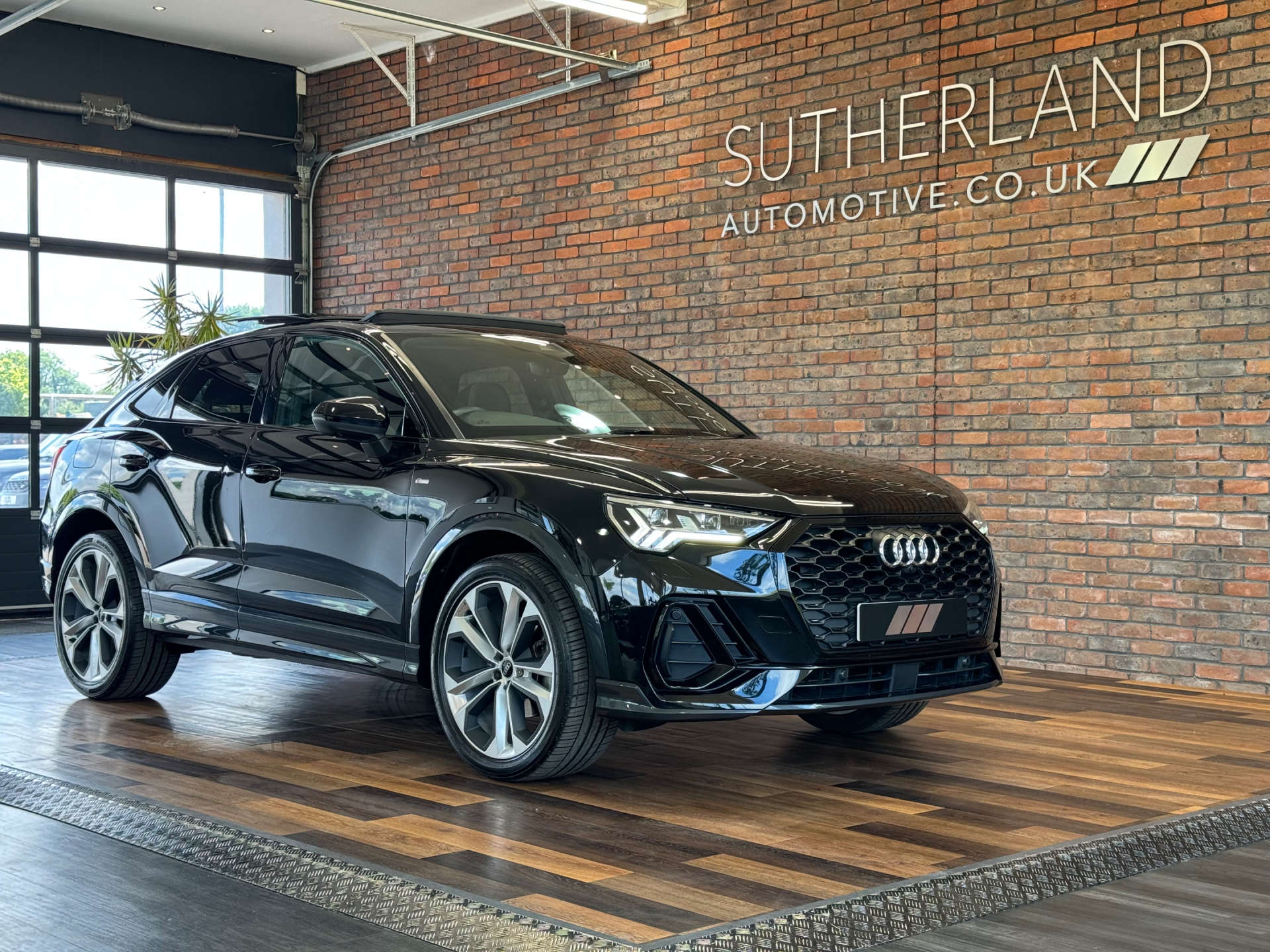 AUDI Q3 1.5 Q3 Sportback 35 TFSI MHEV Vorsprung Semi-Auto 5dr #4