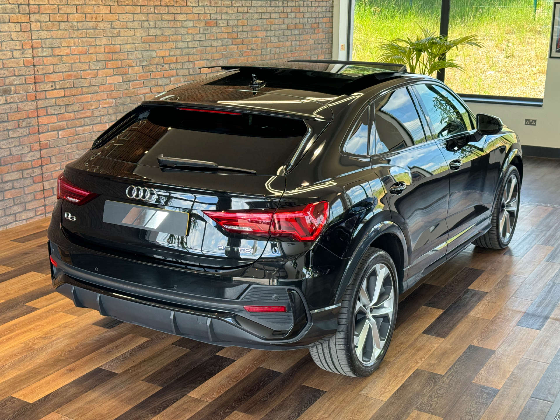 AUDI Q3 1.5 Q3 Sportback 35 TFSI MHEV Vorsprung Semi-Auto 5dr #7