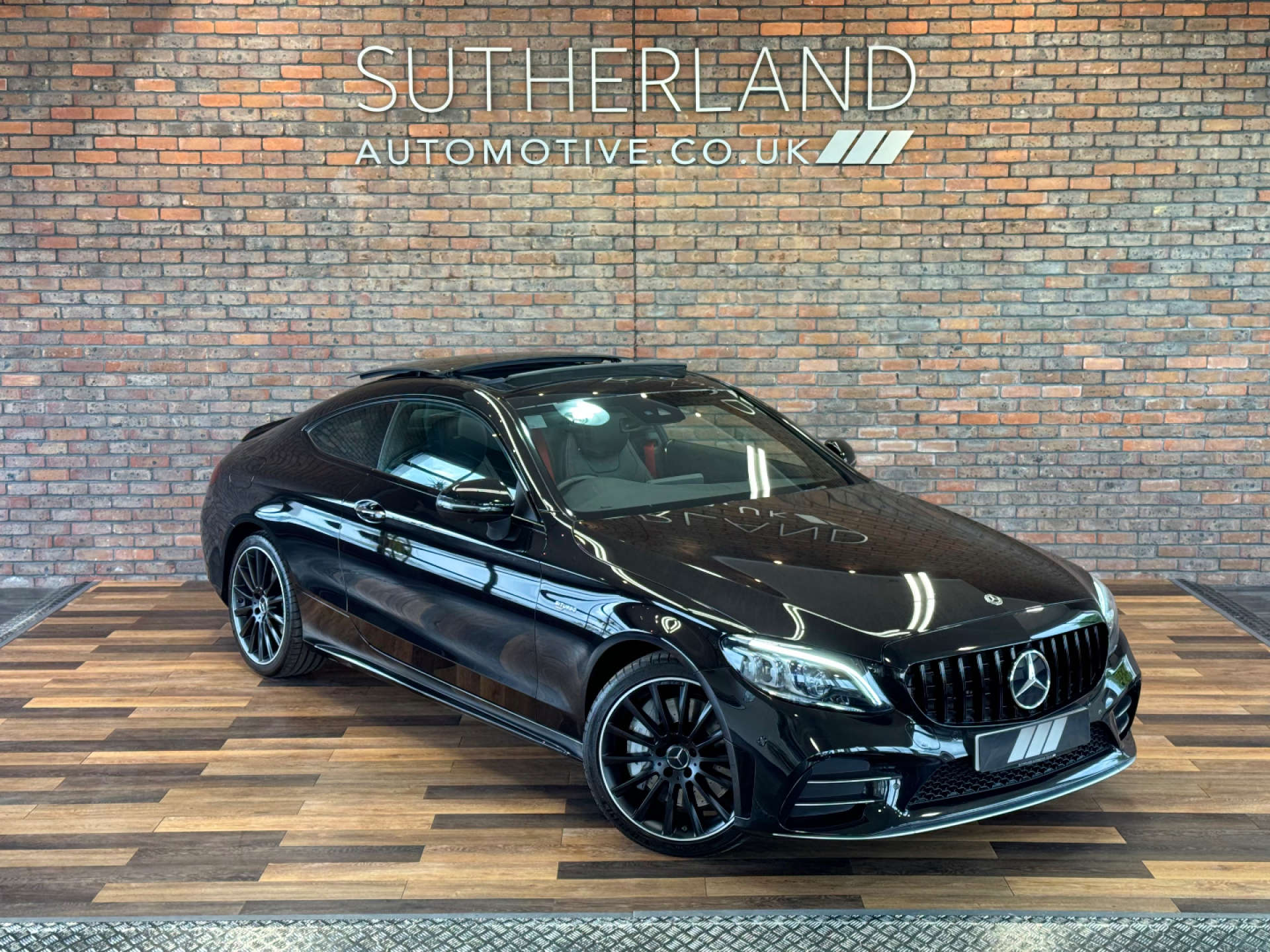 MERCEDES-BENZ C-CLASS 3.0 AMG C 43 Premium+ 4Matic Auto 4WD 2dr #1