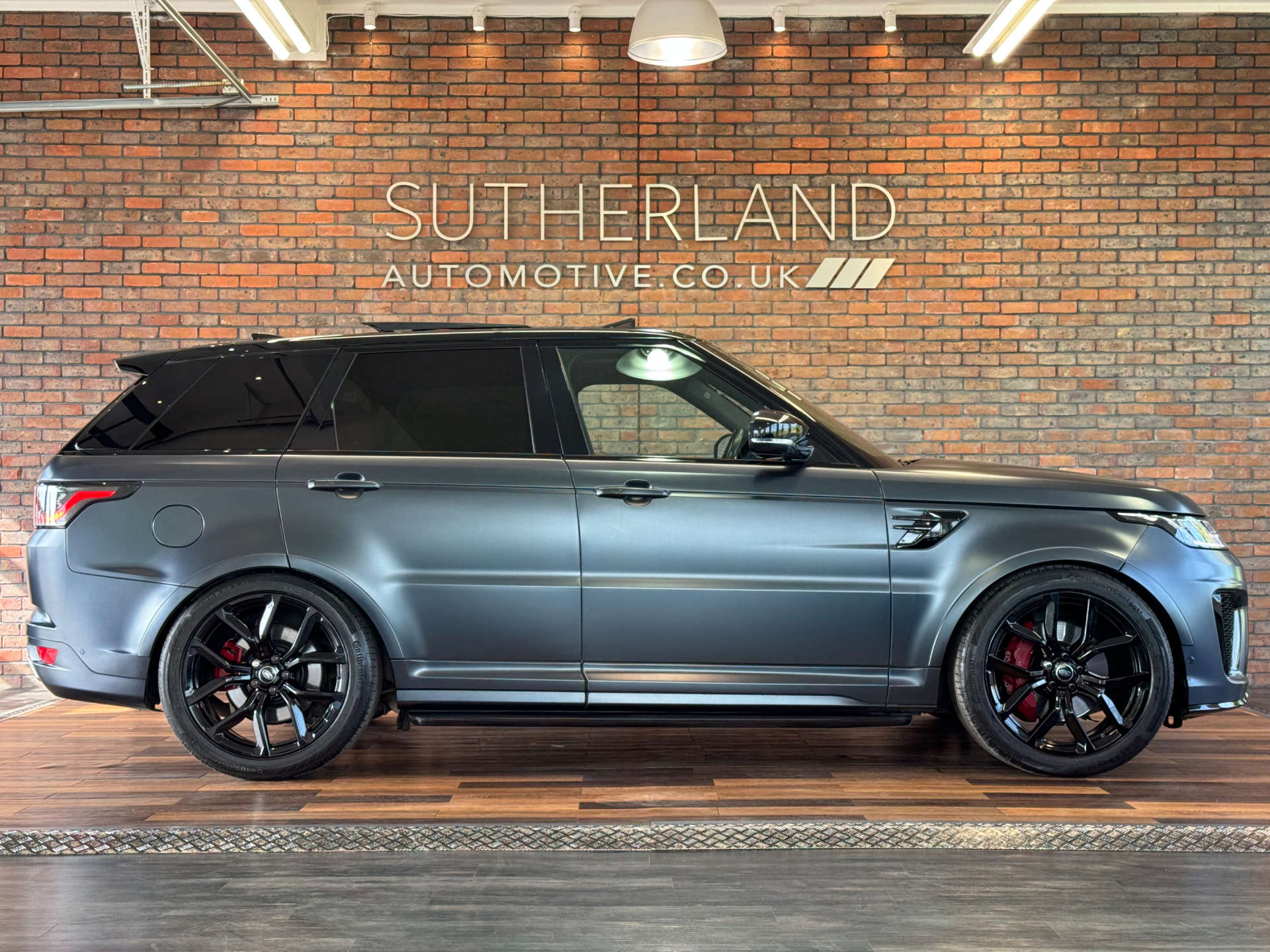 LAND ROVER RANGE ROVER SPORT 5.0 Range Rover Sport SVR S/C Auto 4WD 5dr #2
