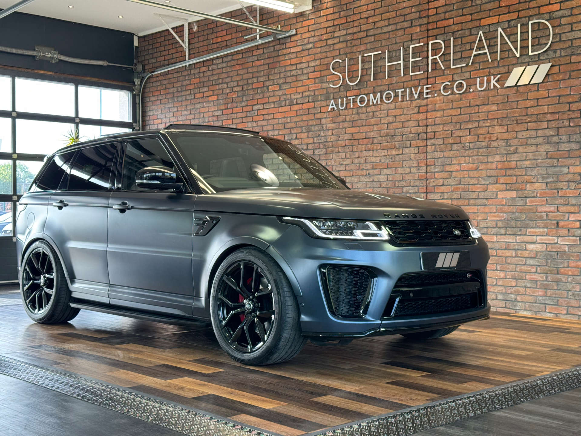 LAND ROVER RANGE ROVER SPORT 5.0 Range Rover Sport SVR S/C Auto 4WD 5dr #4