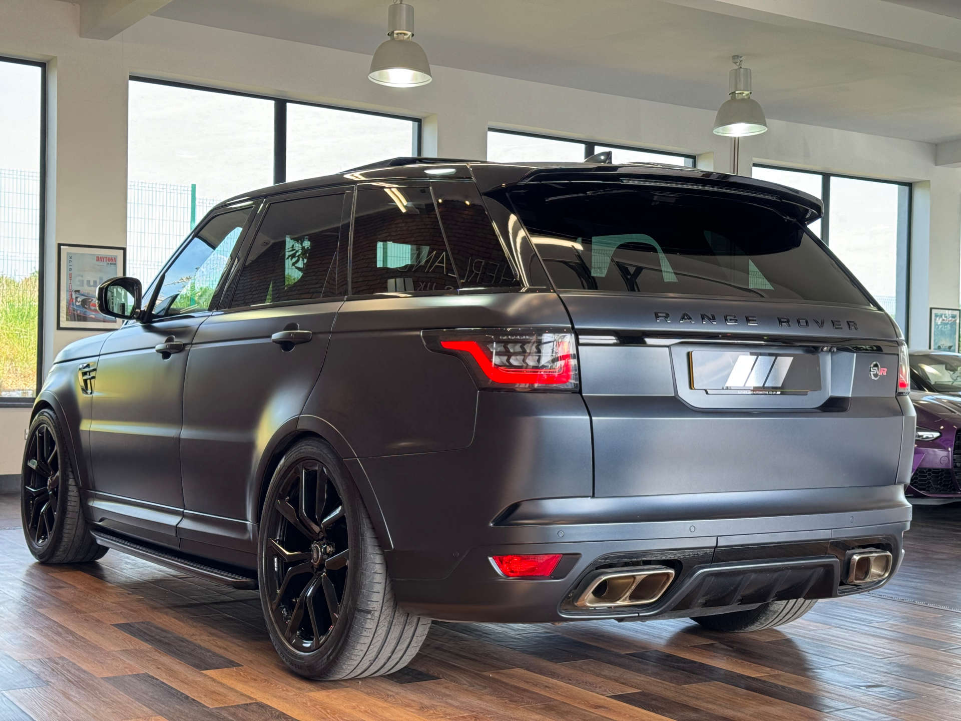 LAND ROVER RANGE ROVER SPORT 5.0 Range Rover Sport SVR S/C Auto 4WD 5dr #9