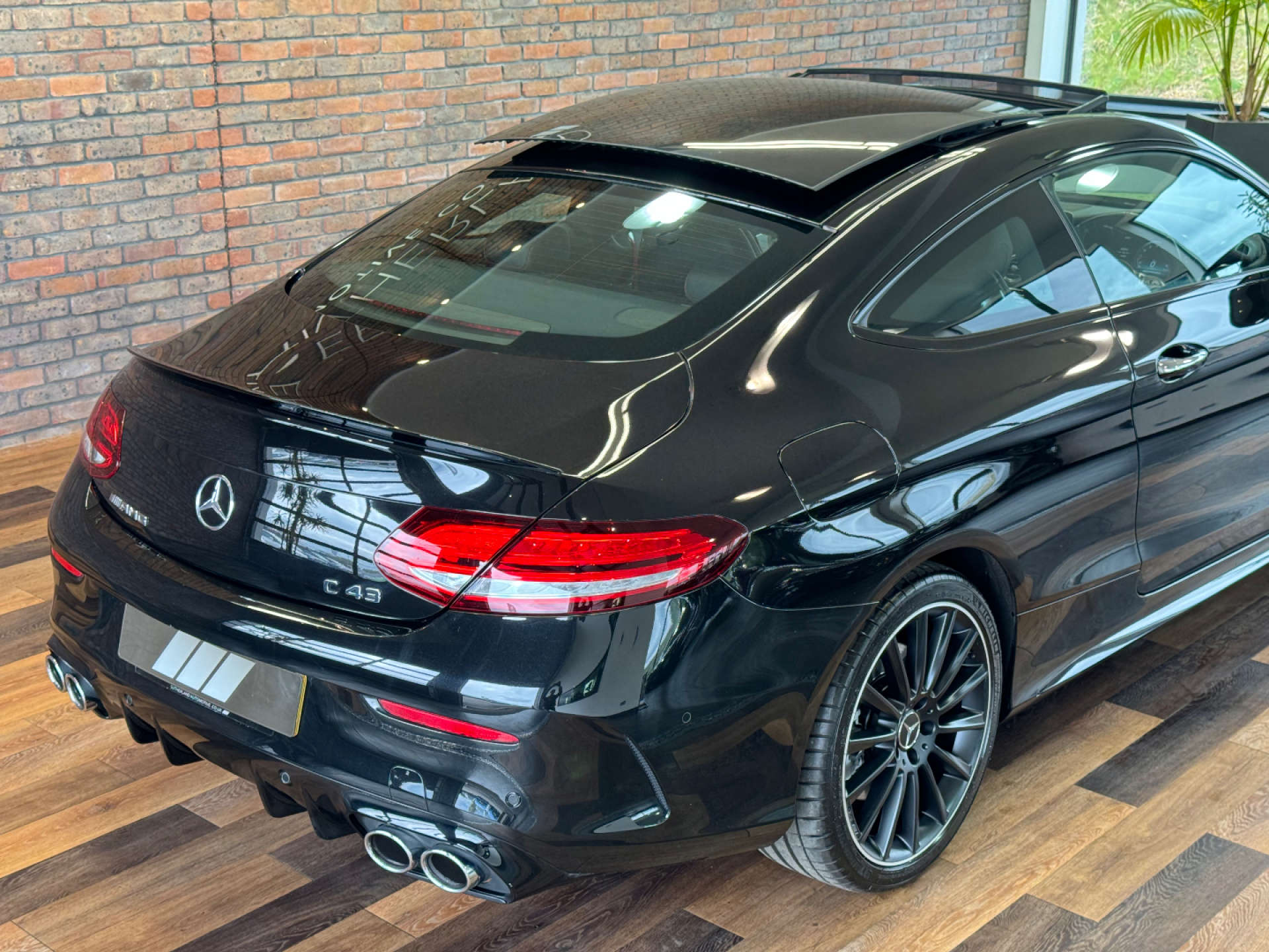 MERCEDES-BENZ C-CLASS 3.0 AMG C 43 Premium+ 4Matic Auto 4WD 2dr #17
