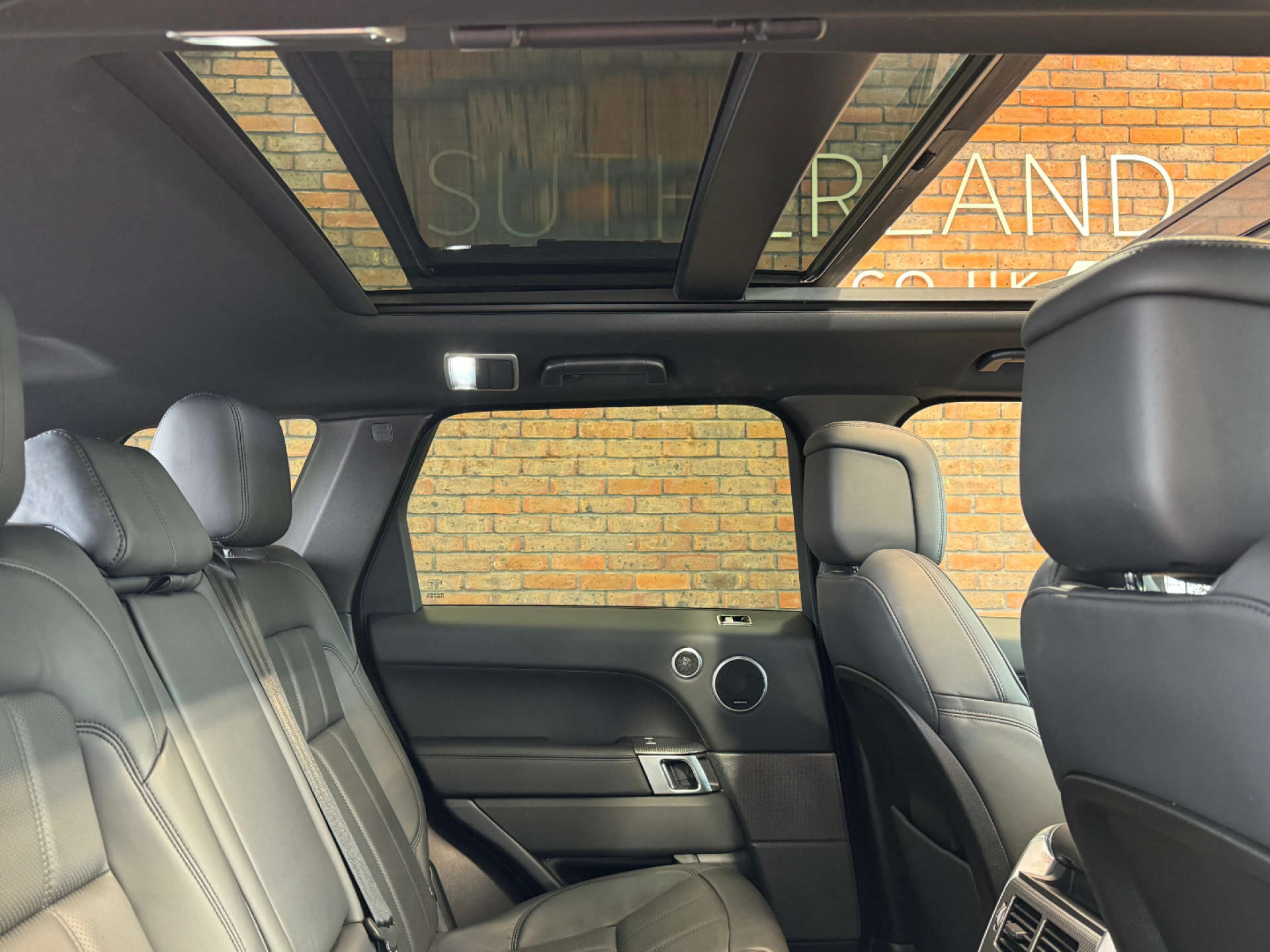 LAND ROVER RANGE ROVER SPORT 3.0 Range Rover Sport HSE Dynamic SDV6 Auto 4WD 5dr #44