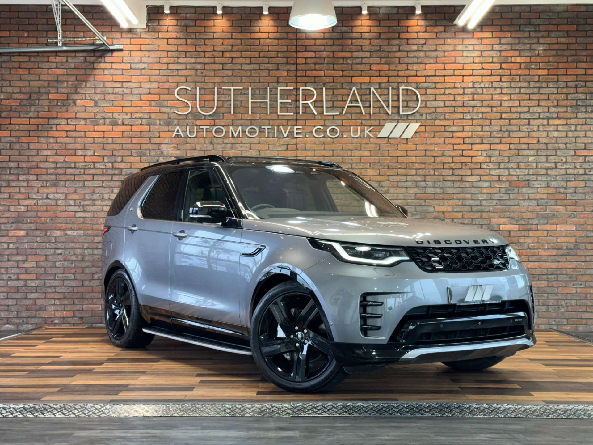 LAND ROVER DISCOVERY 3.0 Discovery R-Dynamic HSE D MHEV Auto 4WD 5dr #0