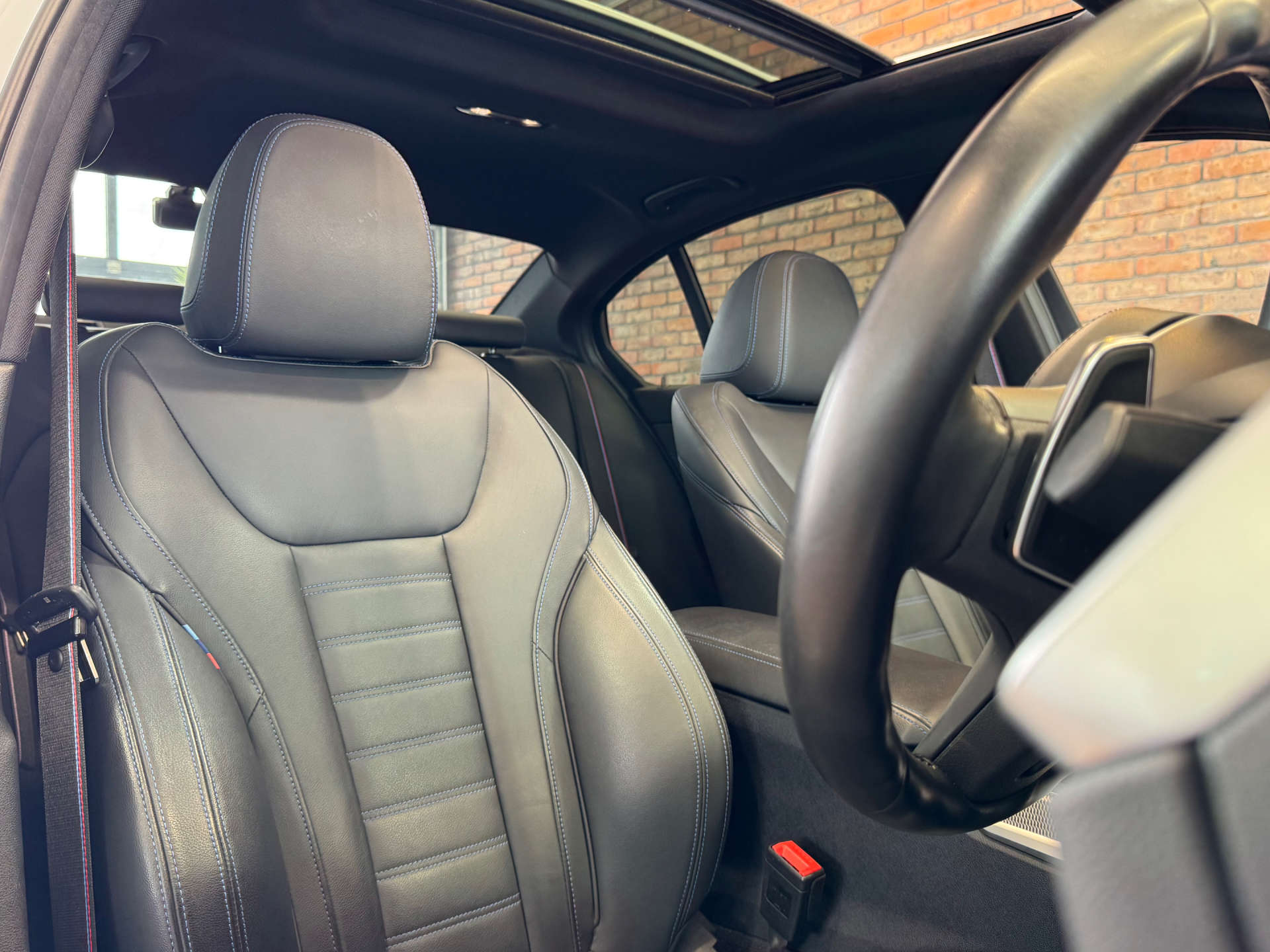 BMW 3 SERIES 2.0 320d M Sport Auto 4dr #31