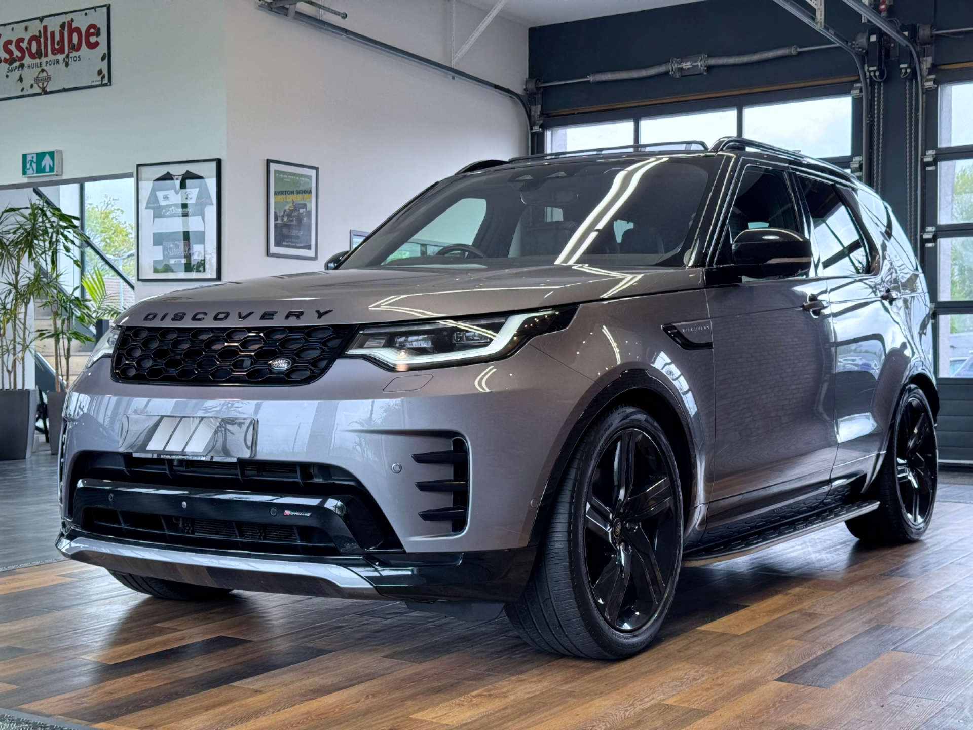LAND ROVER DISCOVERY 3.0 Discovery R-Dynamic HSE D MHEV Auto 4WD 5dr #12