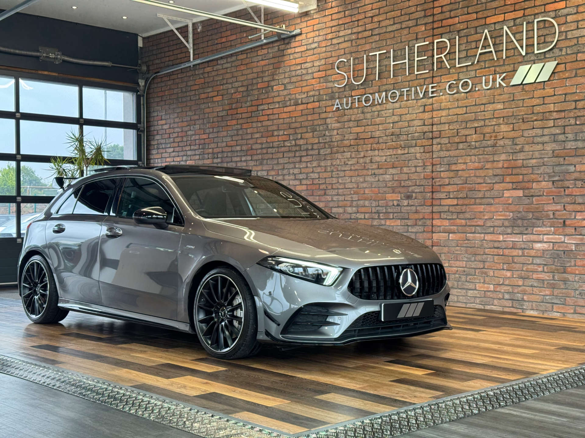 MERCEDES-BENZ A-CLASS 2.0 AMG A 35 Premium+ 4Matic Edition Auto 4WD 5dr #4
