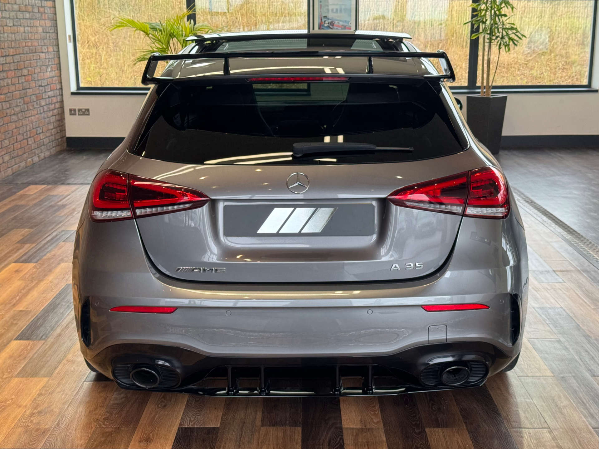 MERCEDES-BENZ A-CLASS 2.0 AMG A 35 Premium+ 4Matic Edition Auto 4WD 5dr #8