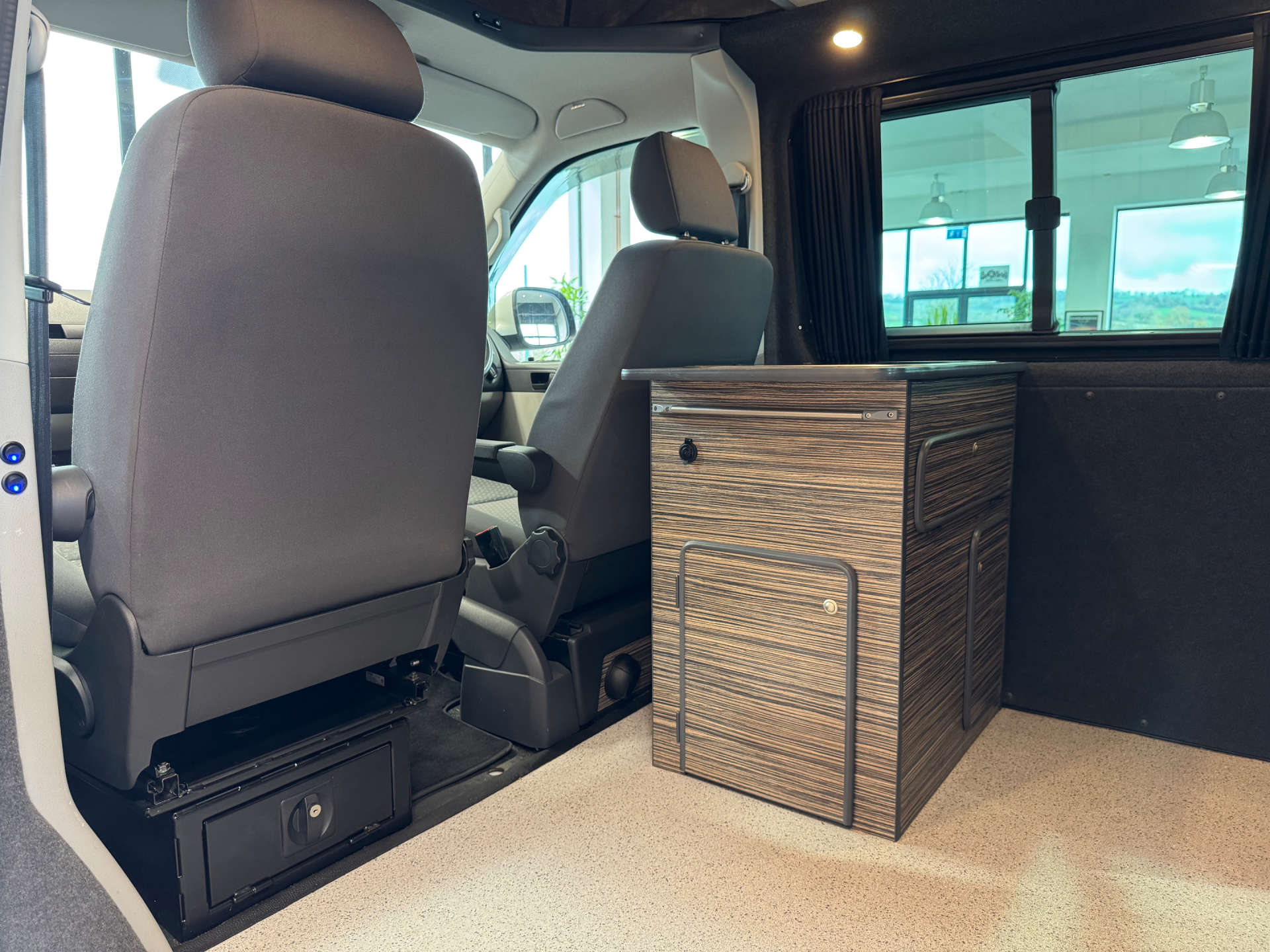 VOLKSWAGEN TRANSPORTER 2.0 Transporter T30 Highline TDI BlueMotion Technology #26