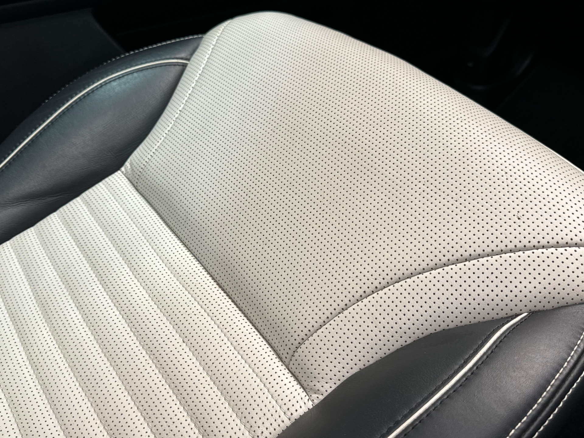 LAND ROVER DISCOVERY 3.0 Discovery R-Dynamic HSE D MHEV Auto 4WD 5dr #55