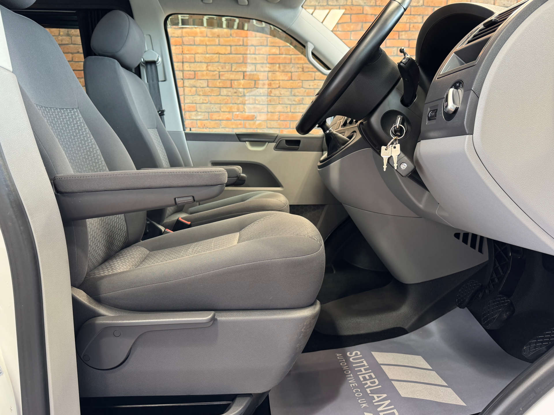 VOLKSWAGEN TRANSPORTER 2.0 Transporter T30 Highline TDI BlueMotion Technology #36