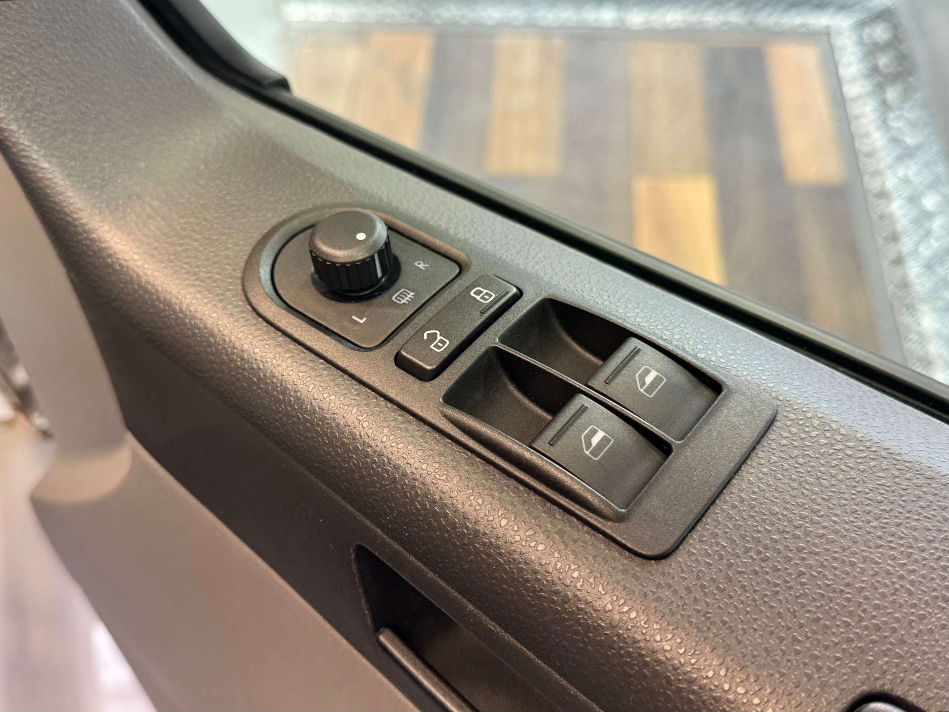 VOLKSWAGEN TRANSPORTER 2.0 Transporter T30 Highline TDI BlueMotion Technology #38