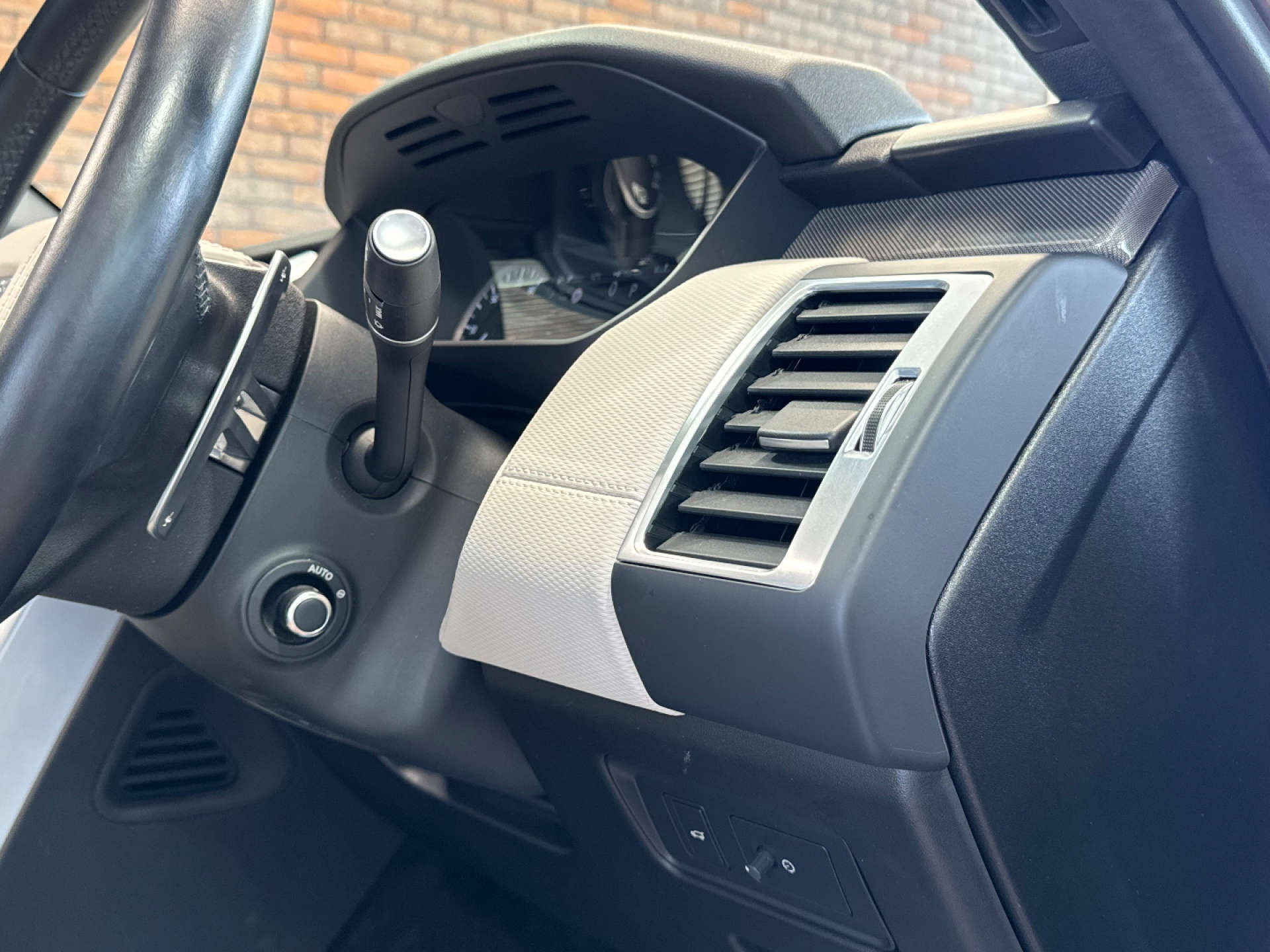 LAND ROVER DISCOVERY 3.0 Discovery R-Dynamic HSE D MHEV Auto 4WD 5dr #63