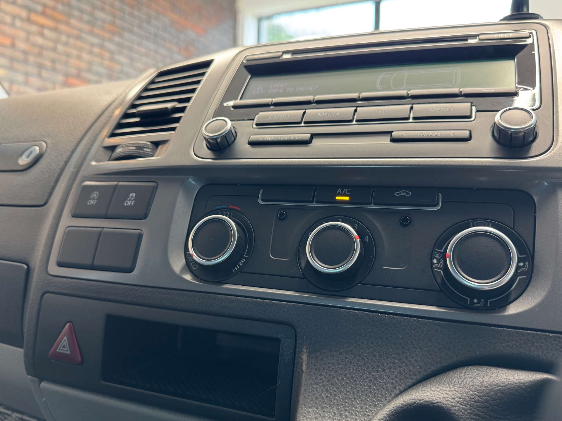 VOLKSWAGEN TRANSPORTER 2.0 Transporter T30 Highline TDI BlueMotion Technology #42