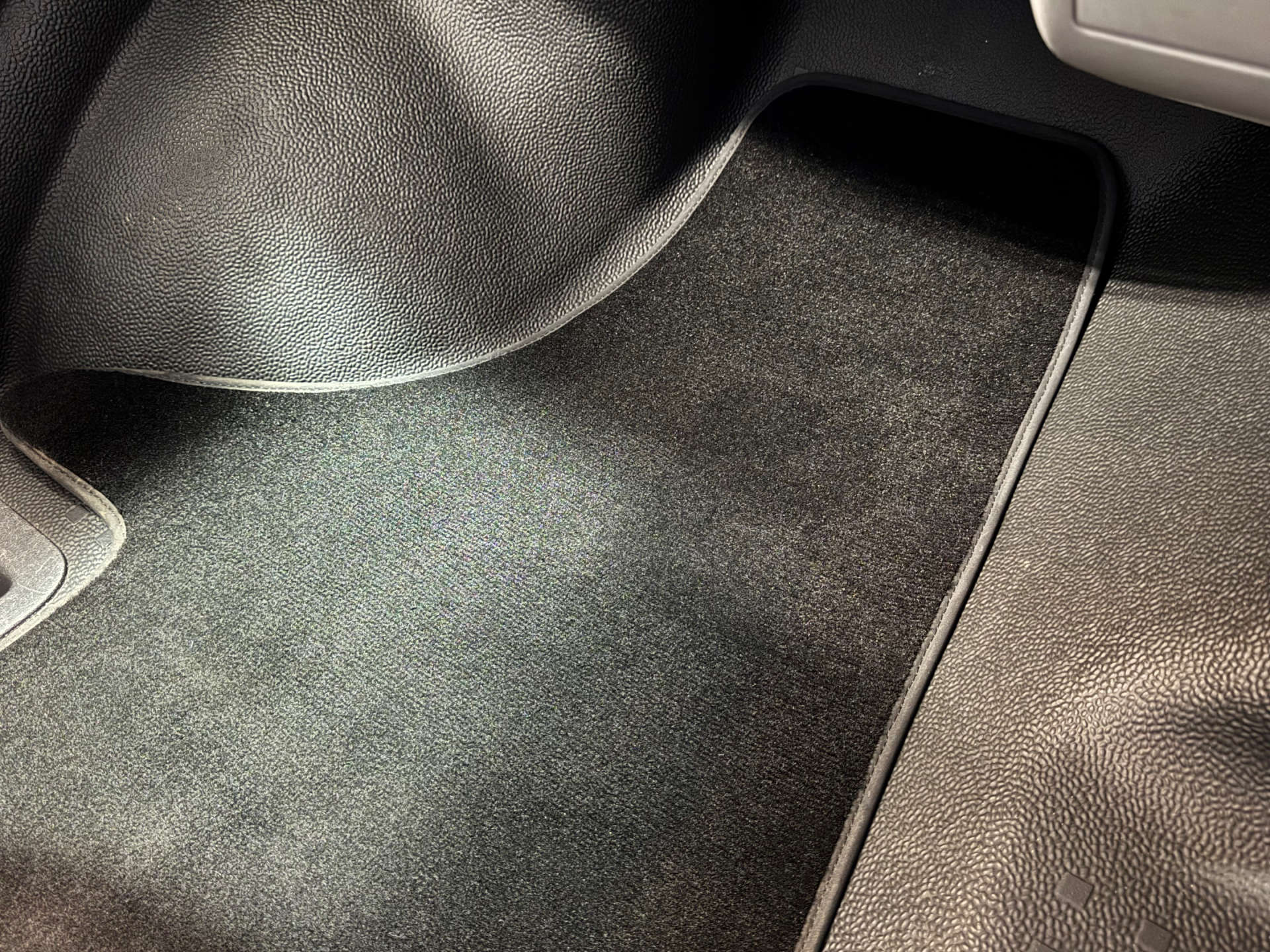 VOLKSWAGEN TRANSPORTER 2.0 Transporter T30 Highline TDI BlueMotion Technology #47