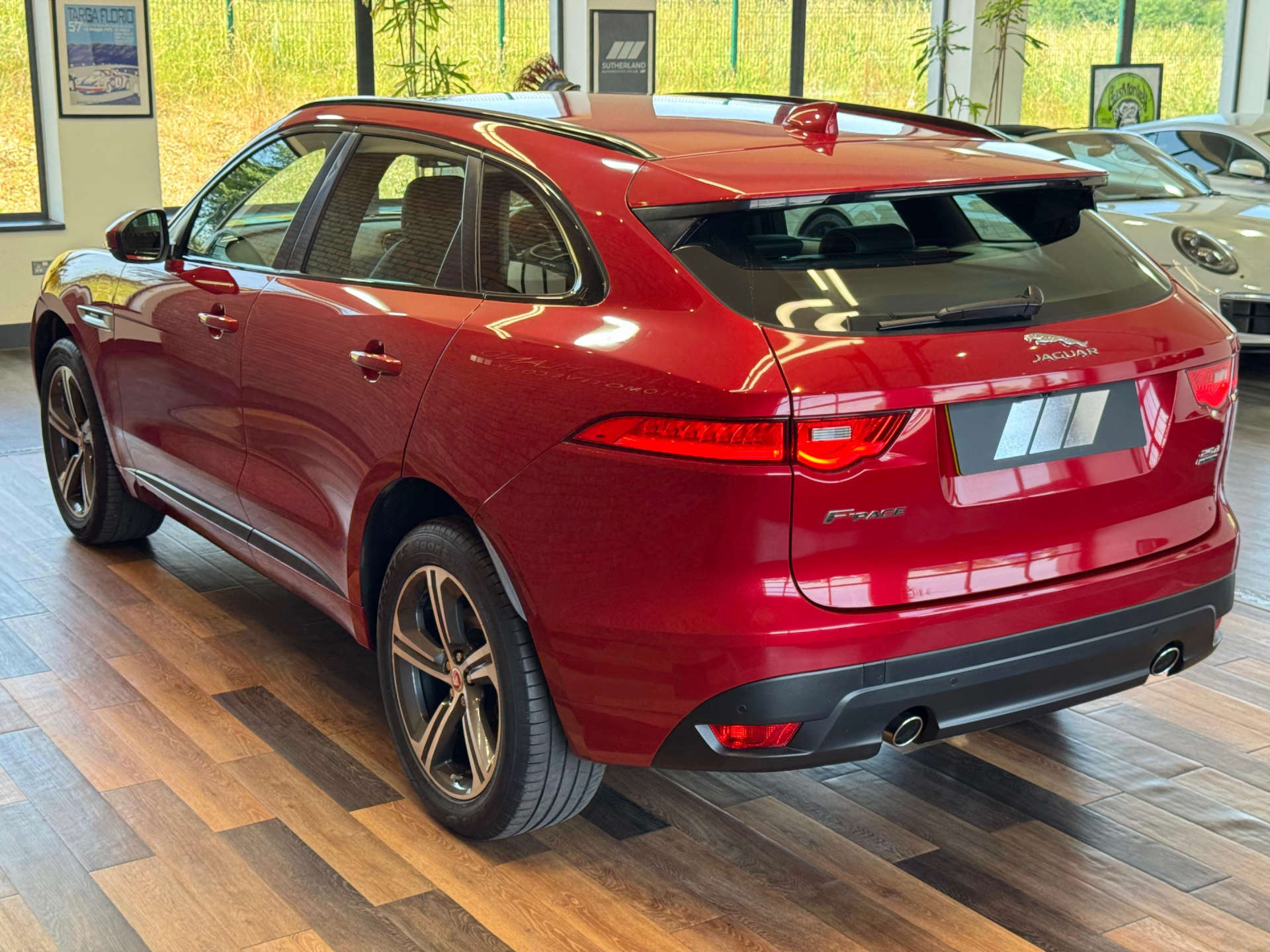2018 Jaguar F-PACE thumbnail 7