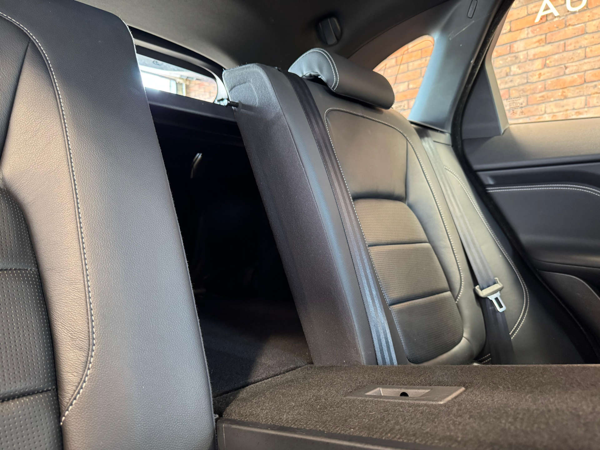 JAGUAR F-PACE 2.0 F-PACE R-Sport AWD D Auto 4WD 5dr #25