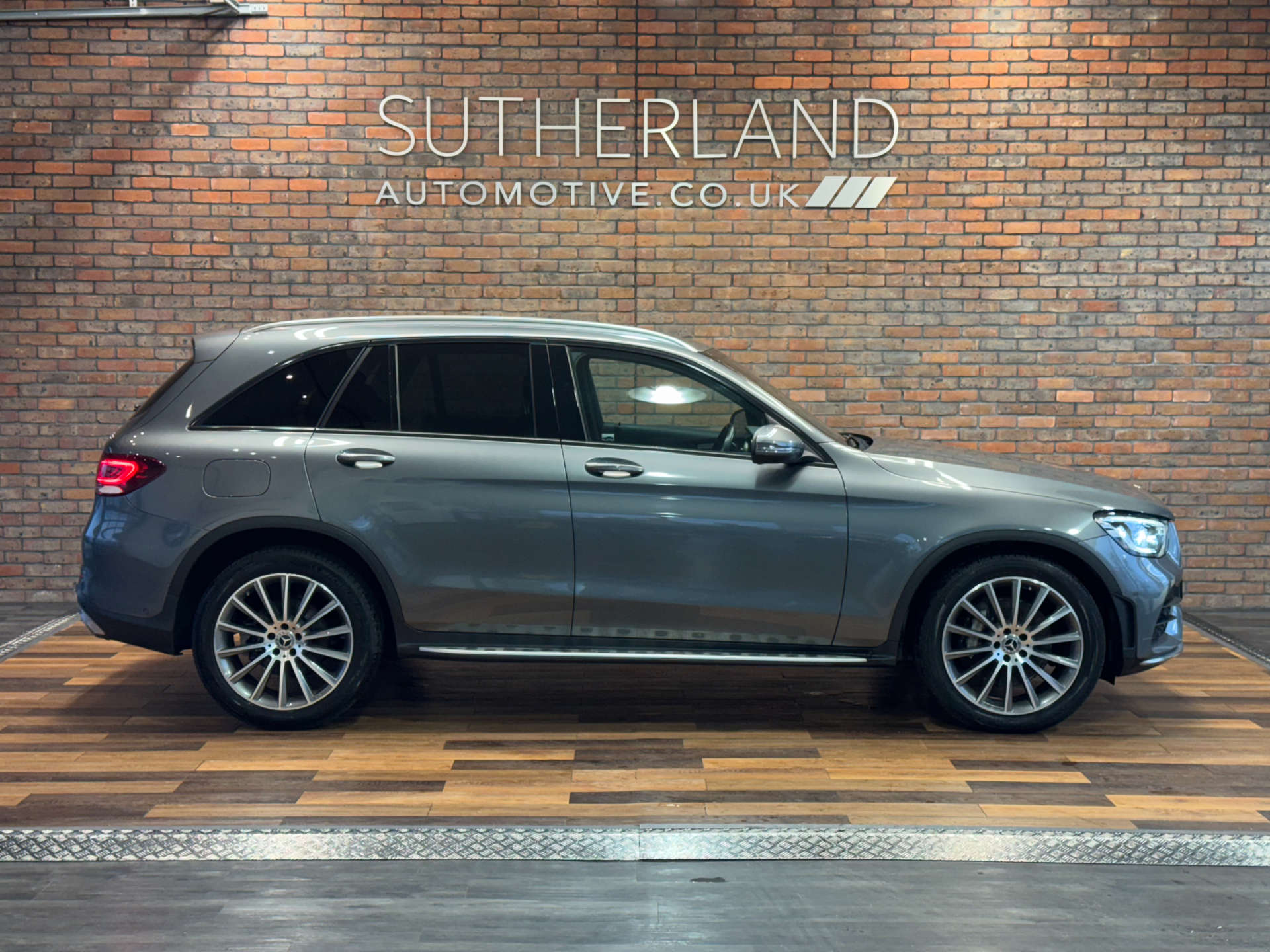 MERCEDES-BENZ GLC 2.0 GLC 220 D 4Matic AMG Line Premium Auto 4WD 5dr #13