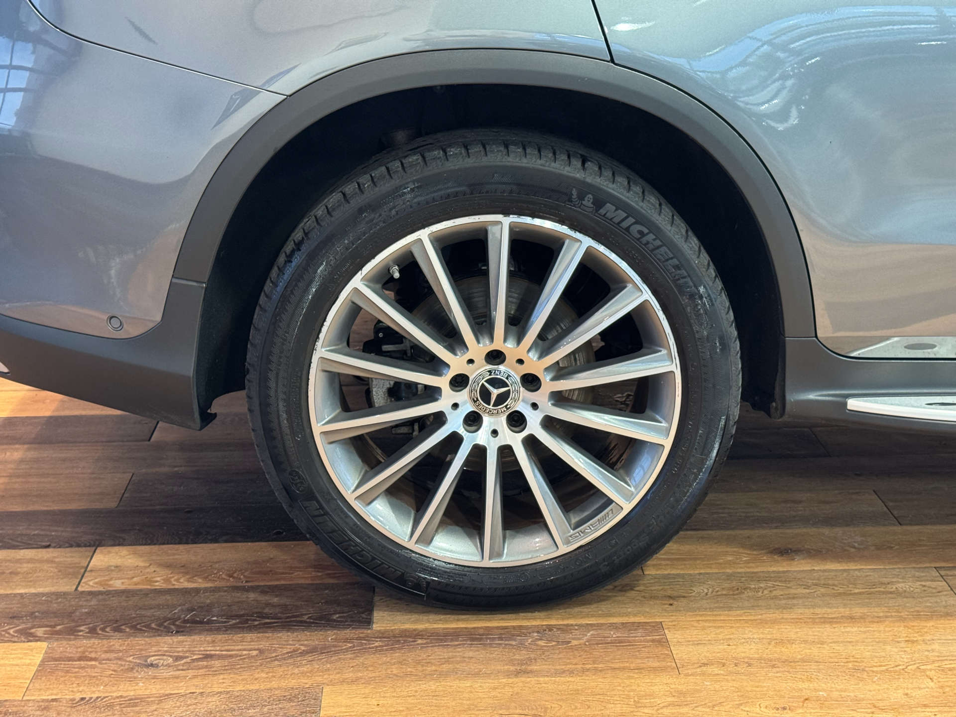 MERCEDES-BENZ GLC 2.0 GLC 220 D 4Matic AMG Line Premium Auto 4WD 5dr #23