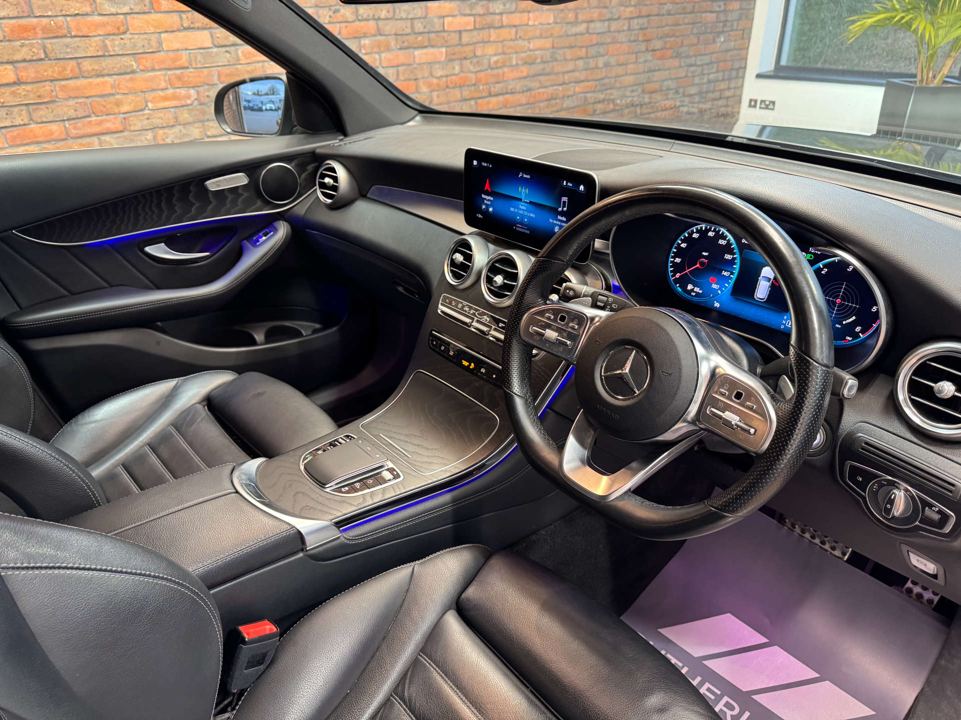 MERCEDES-BENZ GLC 2.0 GLC 220 D 4Matic AMG Line Premium Auto 4WD 5dr #26