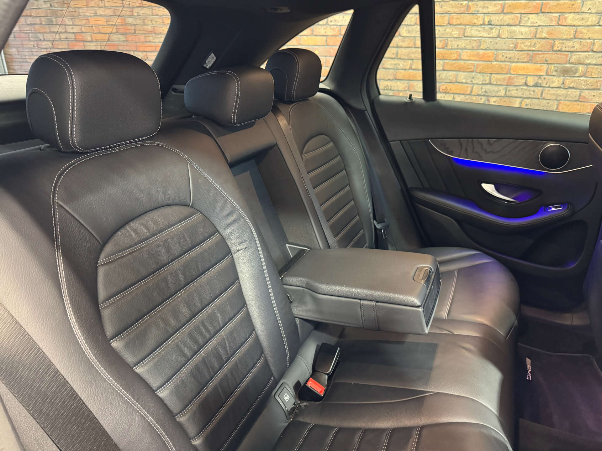 MERCEDES-BENZ GLC 2.0 GLC 220 D 4Matic AMG Line Premium Auto 4WD 5dr #30