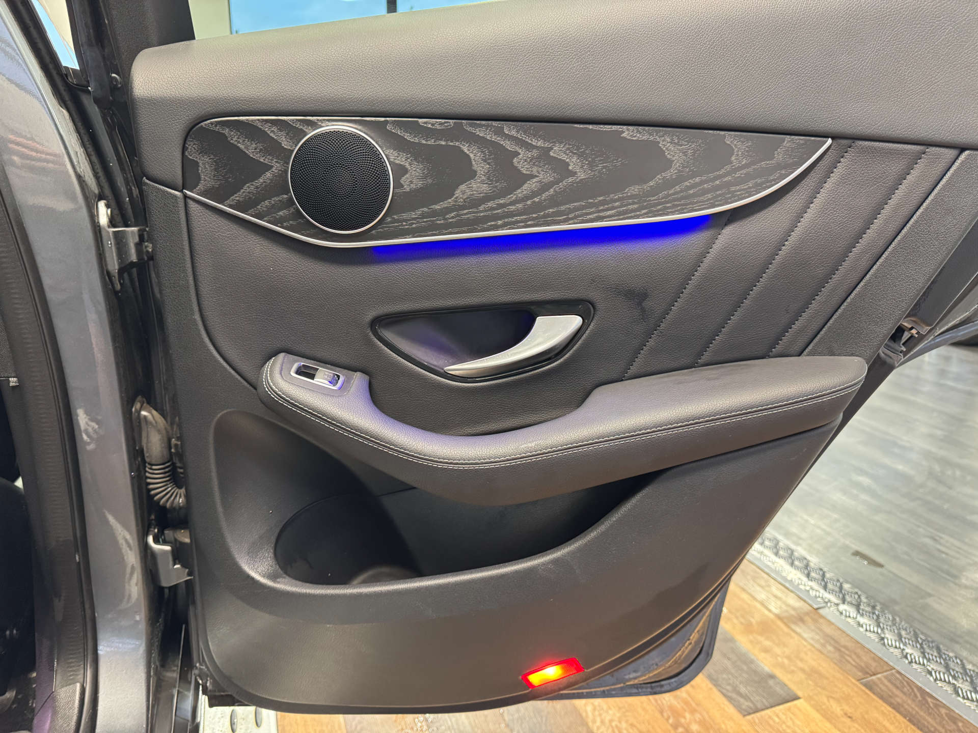 MERCEDES-BENZ GLC 2.0 GLC 220 D 4Matic AMG Line Premium Auto 4WD 5dr #31