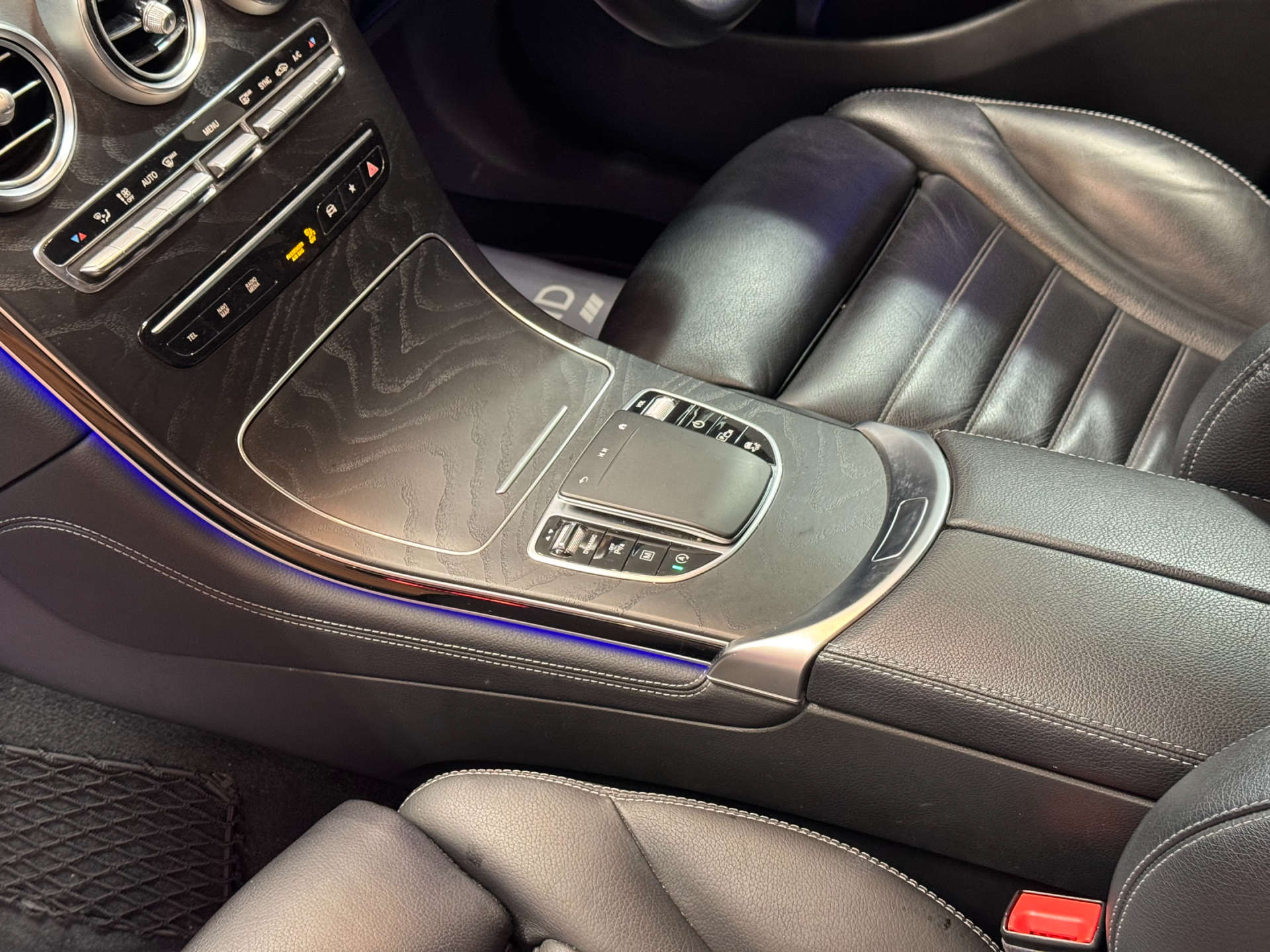 MERCEDES-BENZ GLC 2.0 GLC 220 D 4Matic AMG Line Premium Auto 4WD 5dr #35