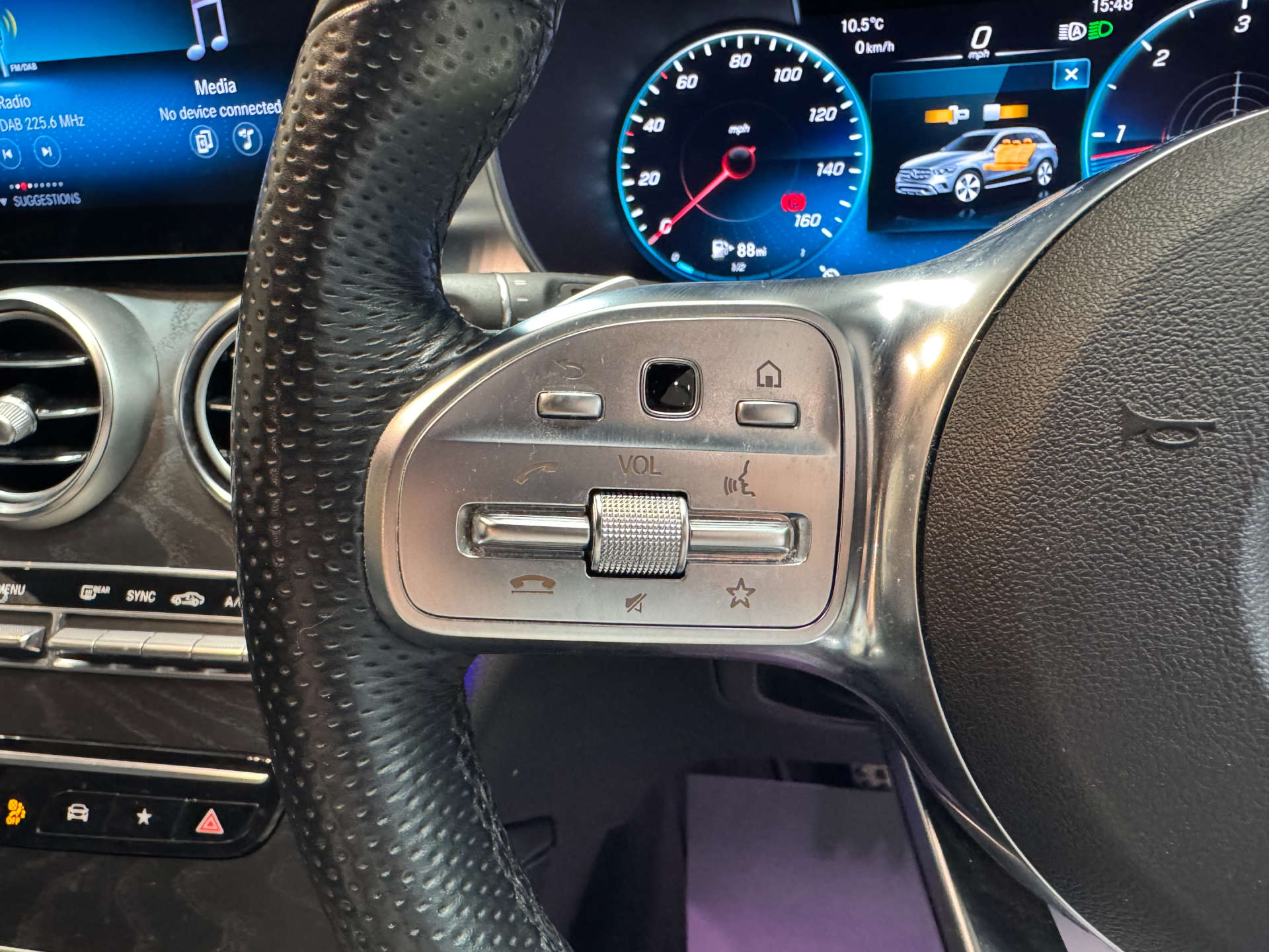 MERCEDES-BENZ GLC 2.0 GLC 220 D 4Matic AMG Line Premium Auto 4WD 5dr #38