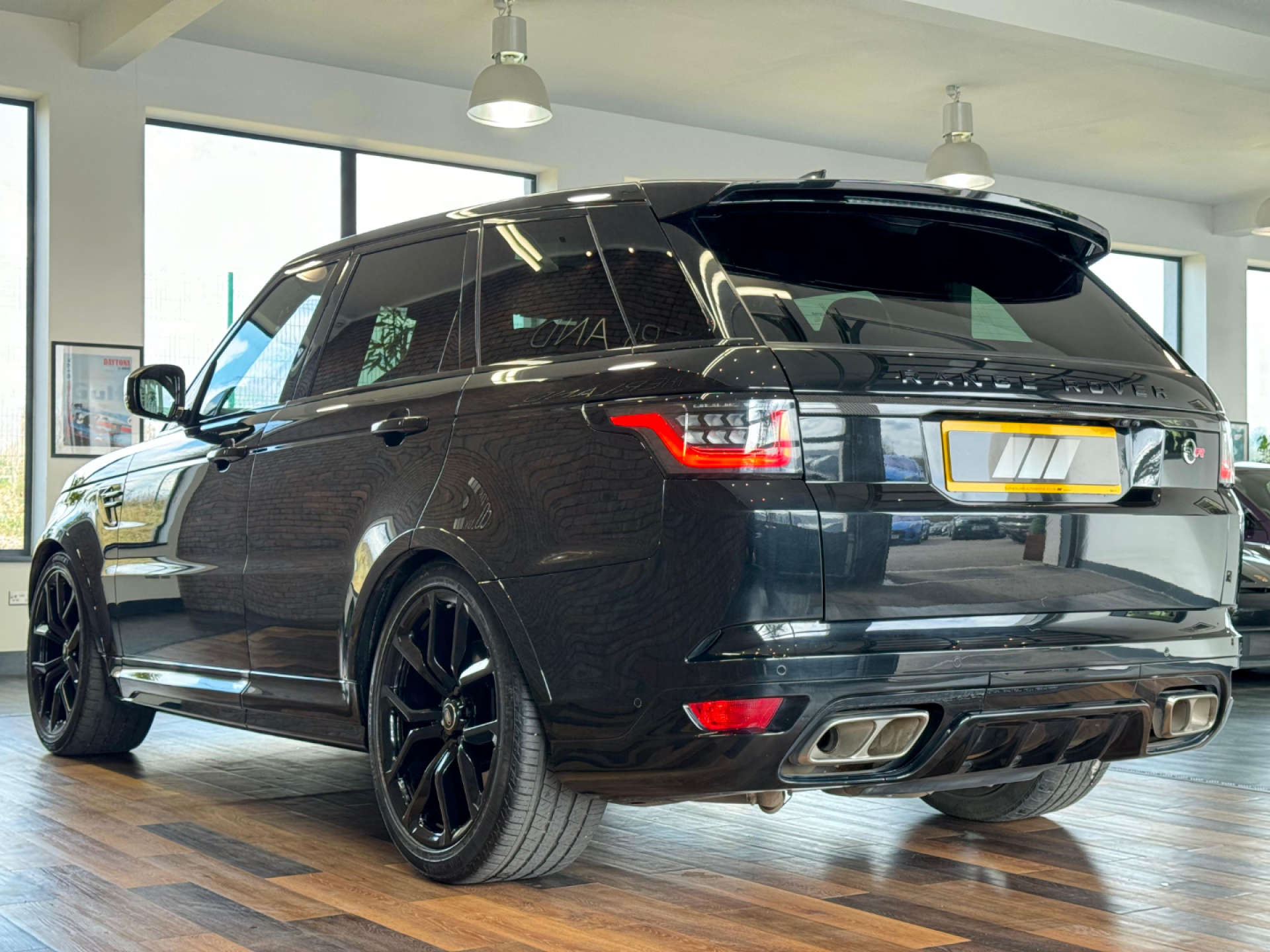 LAND ROVER RANGE ROVER SPORT 5.0 Range Rover Sport SVR S/C Auto 4WD 5dr #9