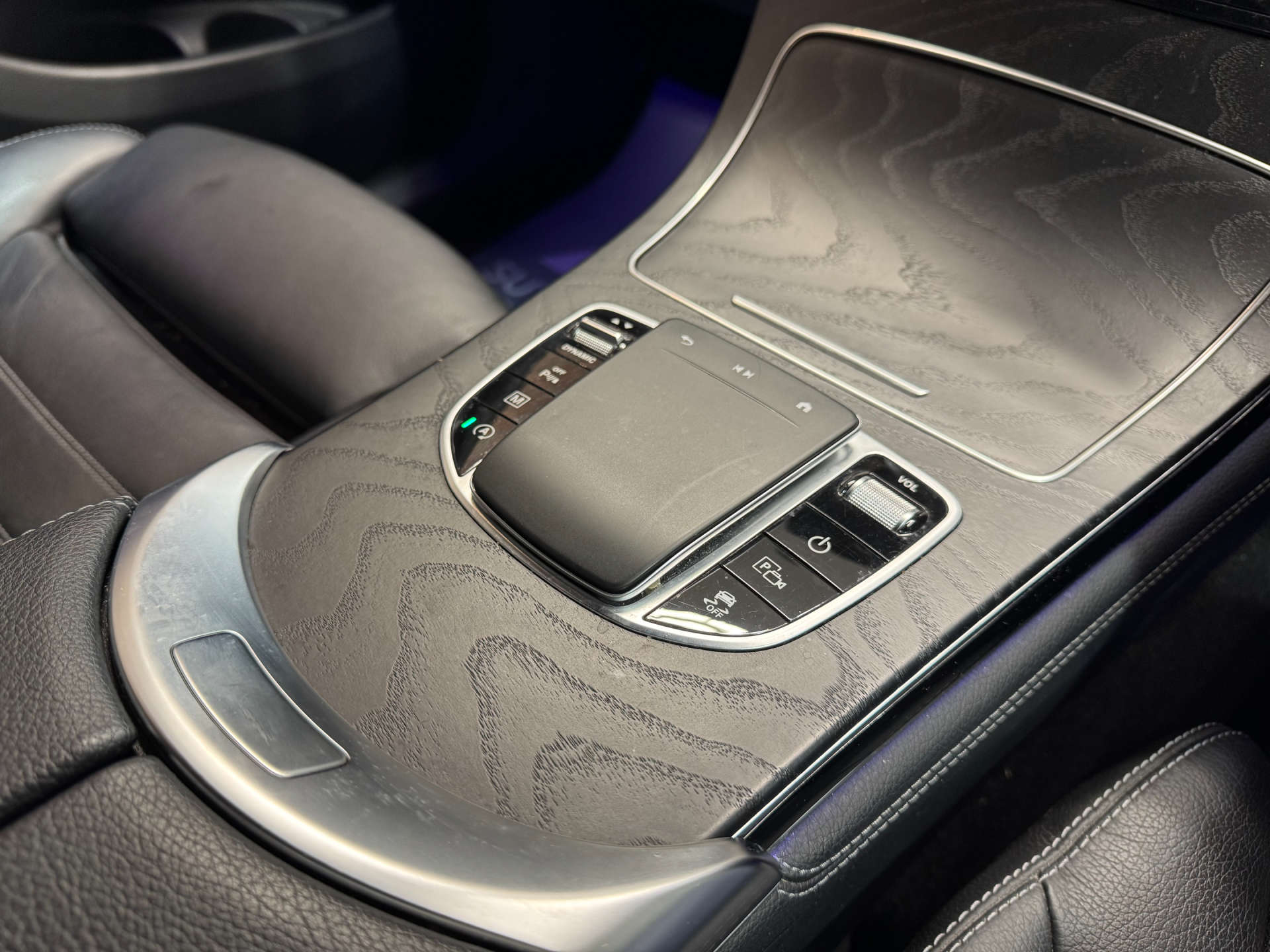 MERCEDES-BENZ GLC 2.0 GLC 220 D 4Matic AMG Line Premium Auto 4WD 5dr #46