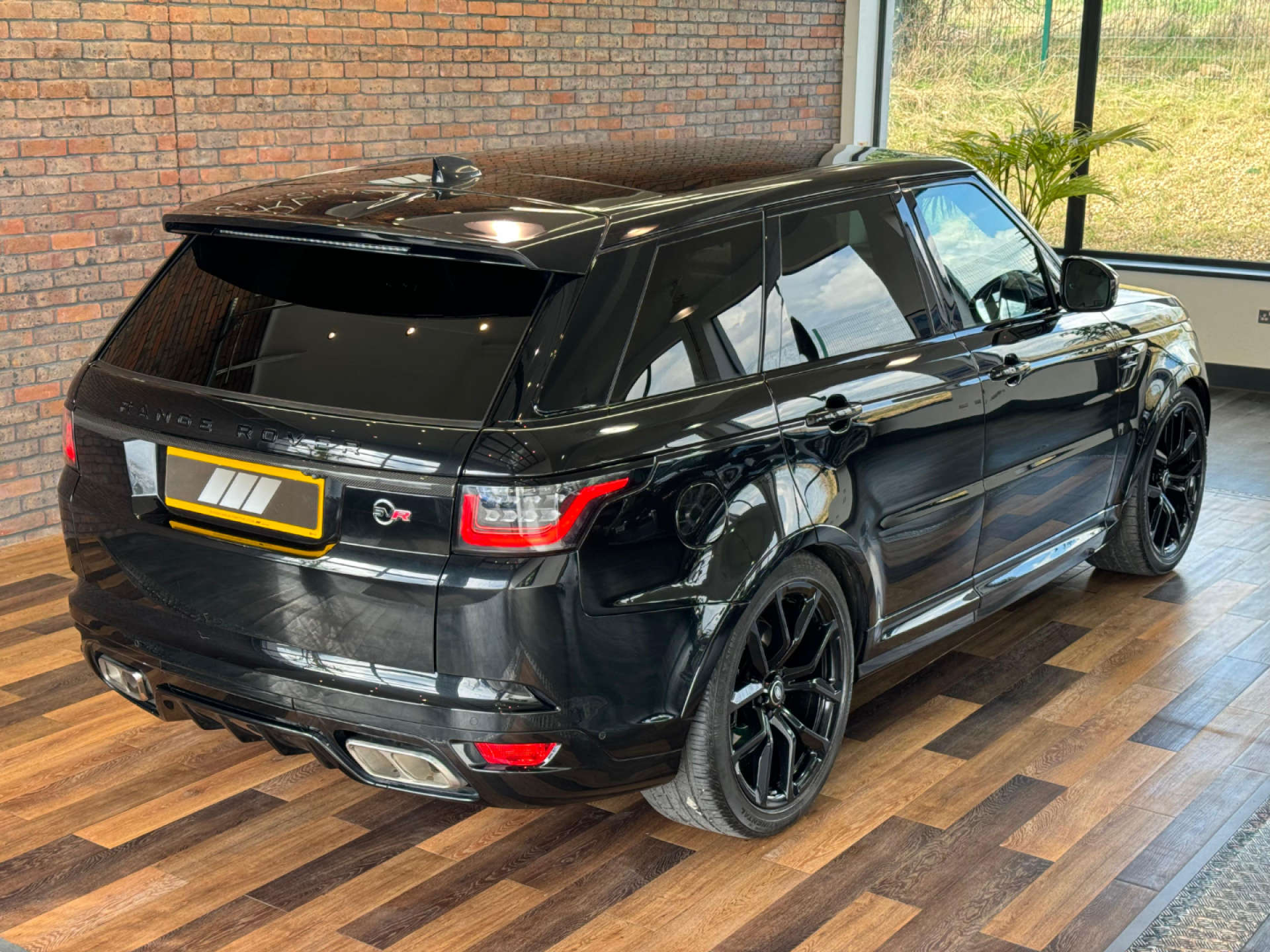 LAND ROVER RANGE ROVER SPORT 5.0 Range Rover Sport SVR S/C Auto 4WD 5dr #15