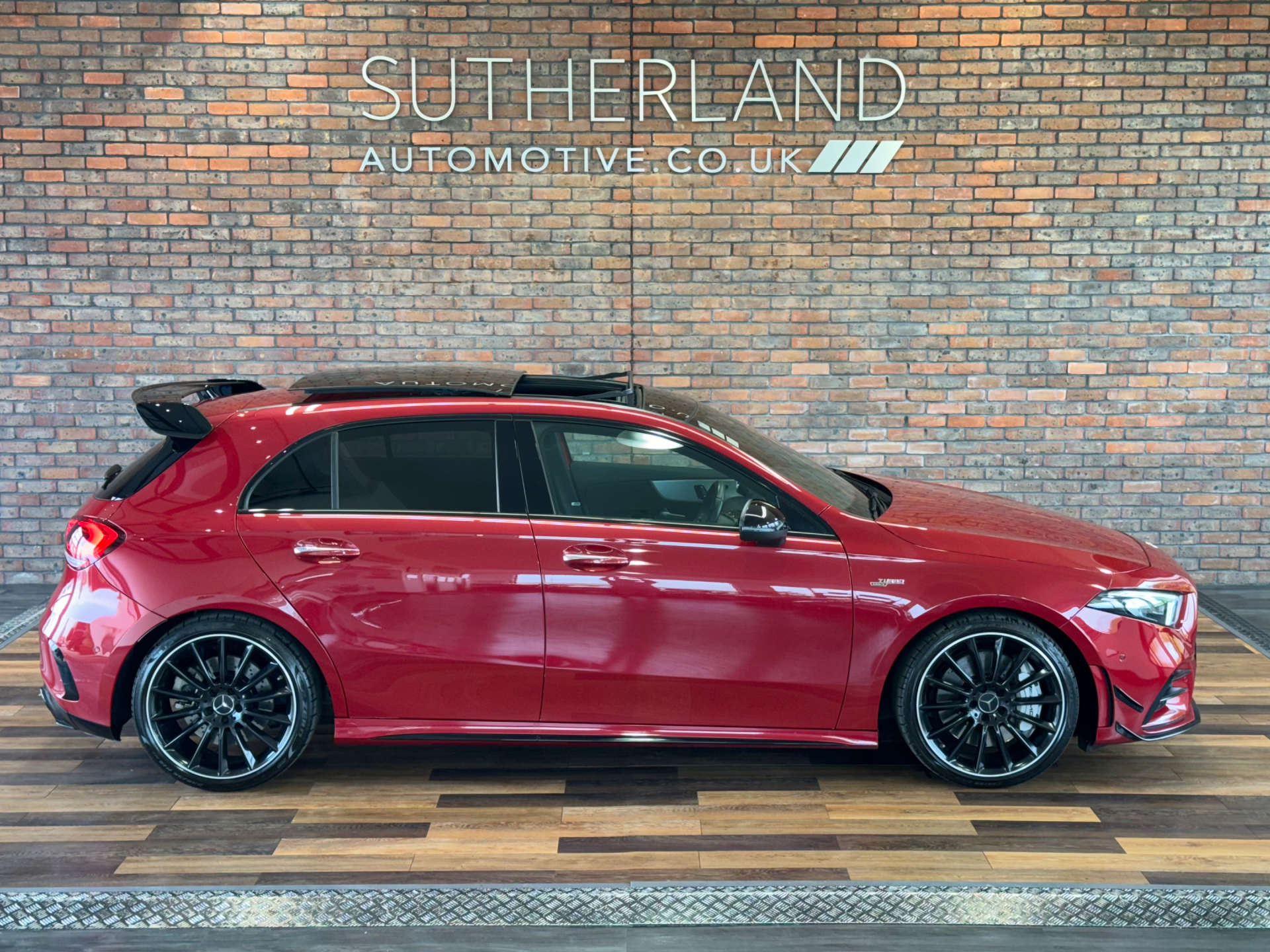 MERCEDES-BENZ A-CLASS 2.0 AMG A 35 Premium+ 4Matic Edition Auto 4WD 5dr #3