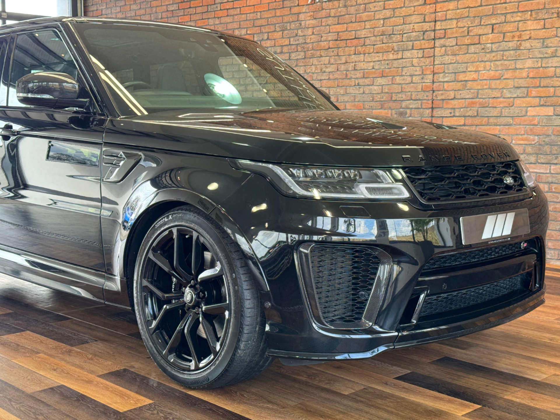 LAND ROVER RANGE ROVER SPORT 5.0 Range Rover Sport SVR S/C Auto 4WD 5dr #17