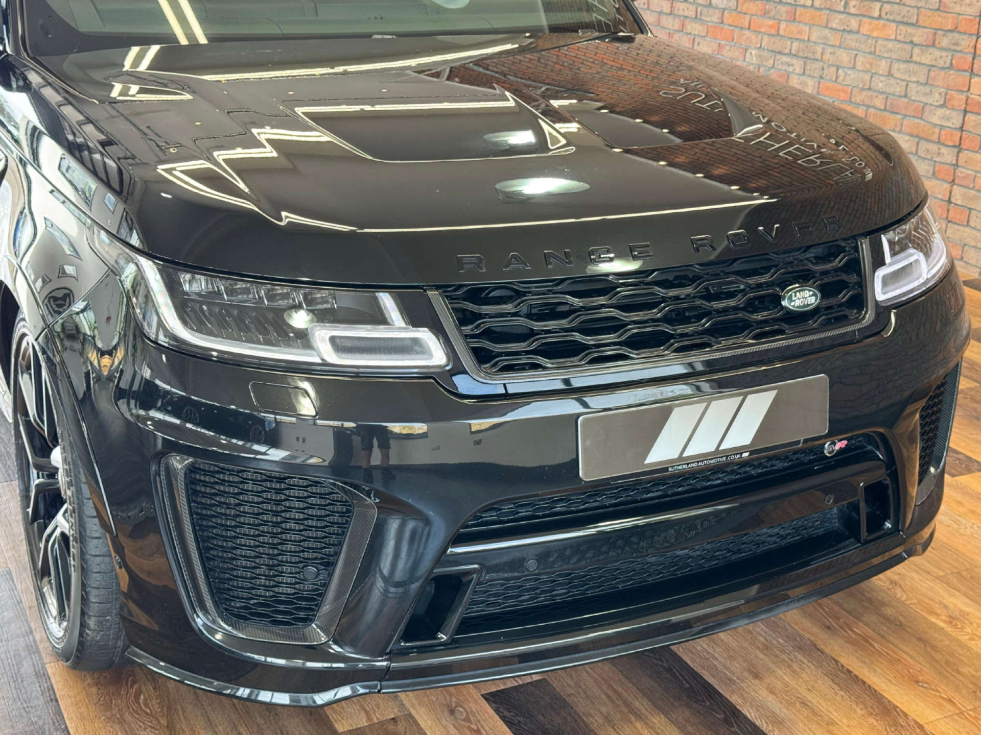 LAND ROVER RANGE ROVER SPORT 5.0 Range Rover Sport SVR S/C Auto 4WD 5dr #18