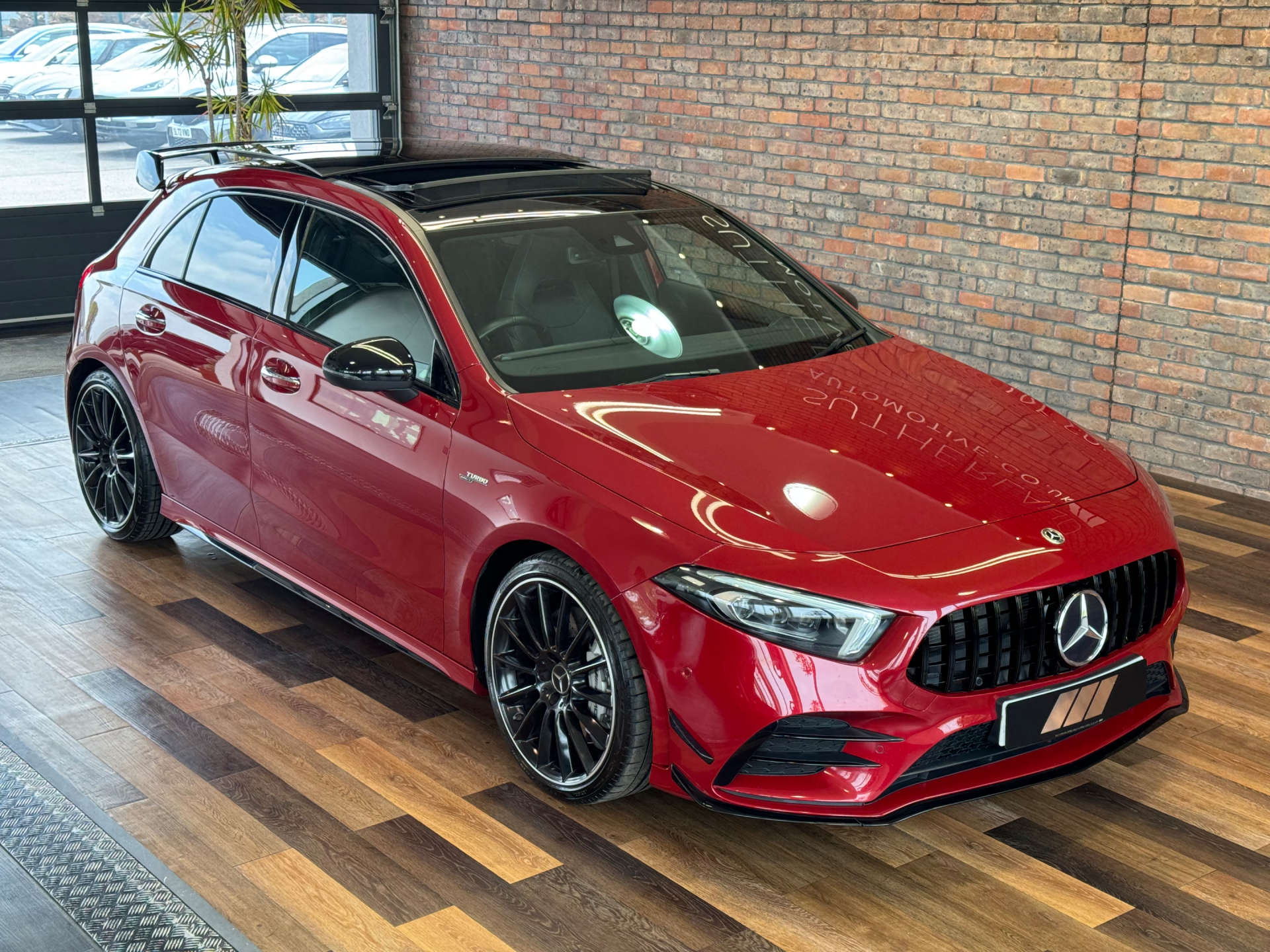 MERCEDES-BENZ A-CLASS 2.0 AMG A 35 Premium+ 4Matic Edition Auto 4WD 5dr #5