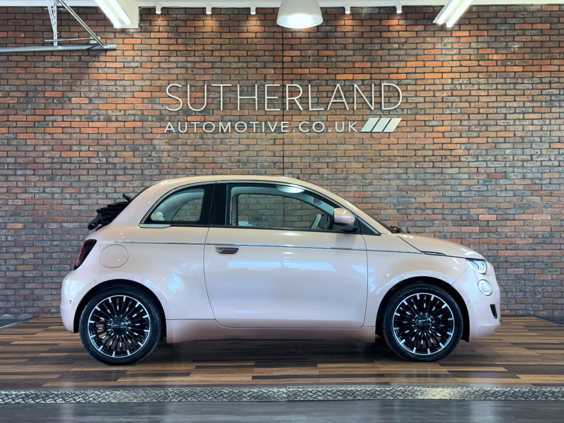 FIAT 500 500e La Prima 2dr #4