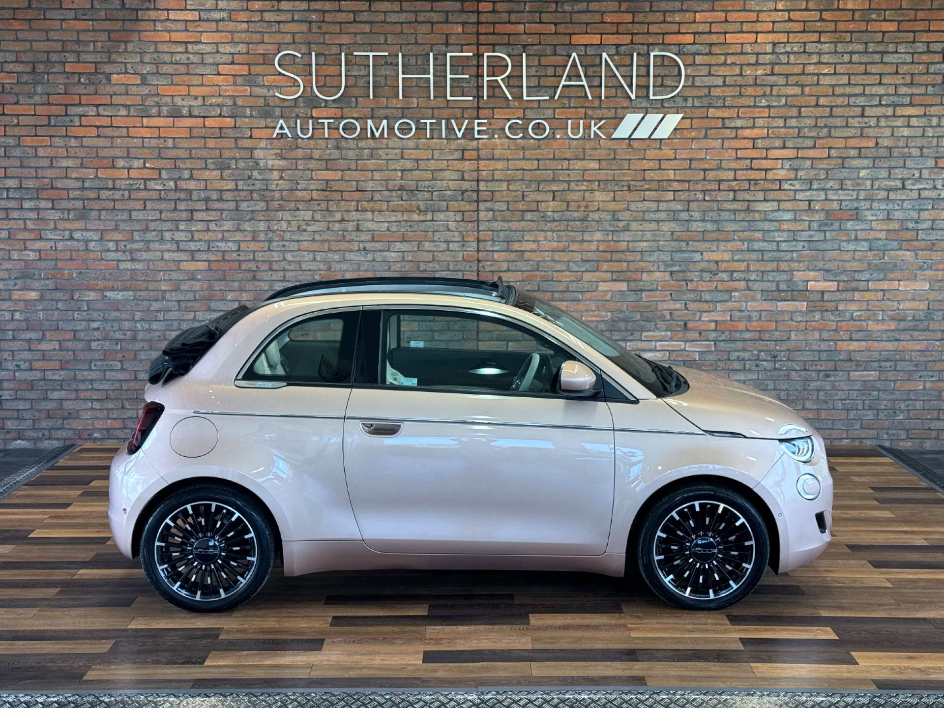 FIAT 500 500e La Prima 2dr #5