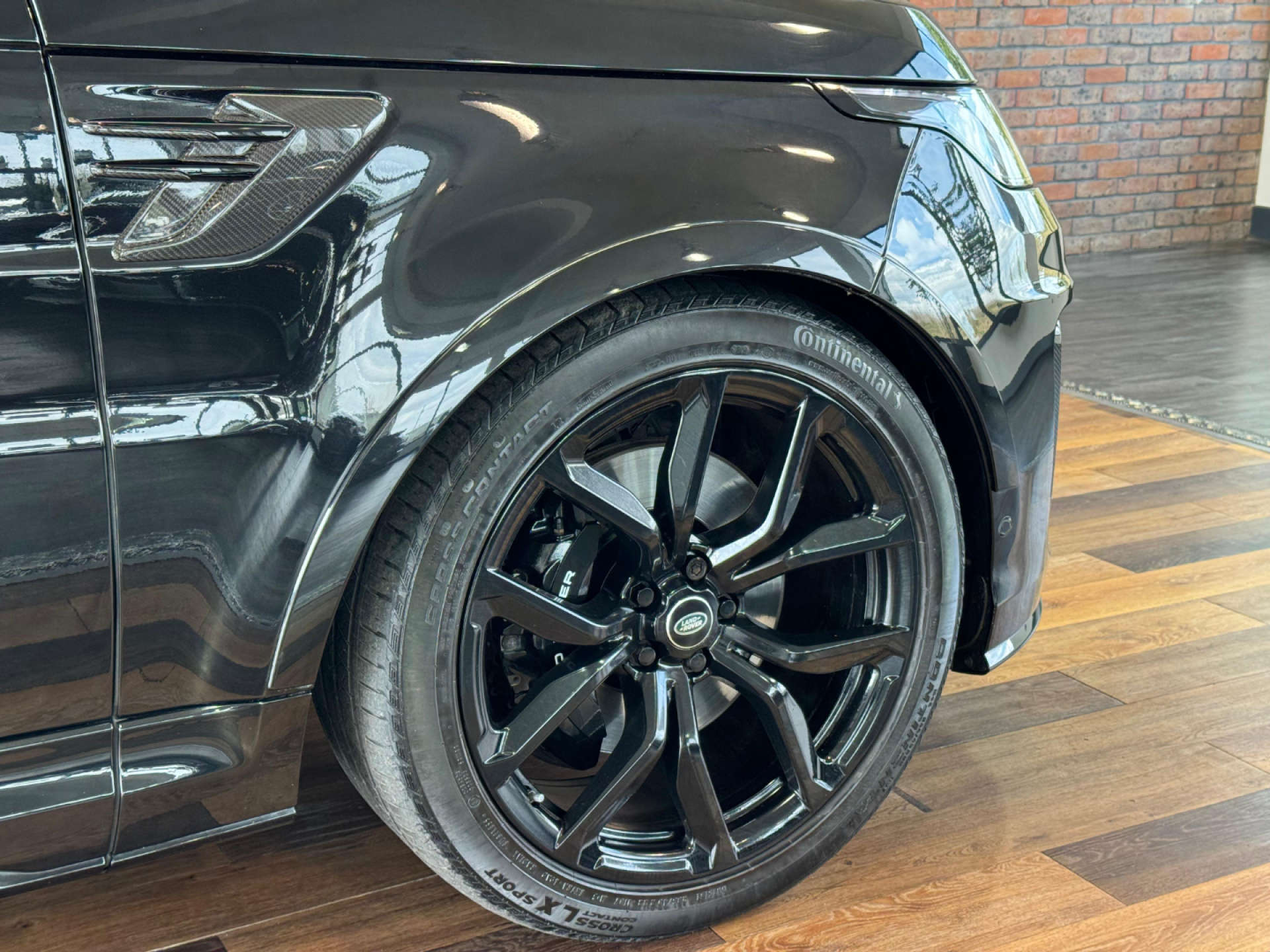 LAND ROVER RANGE ROVER SPORT 5.0 Range Rover Sport SVR S/C Auto 4WD 5dr #22